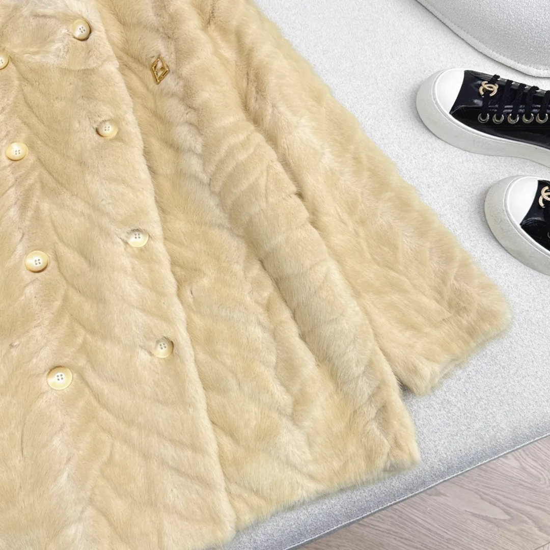 Куртки И Пуховики Женские Fendi 723197