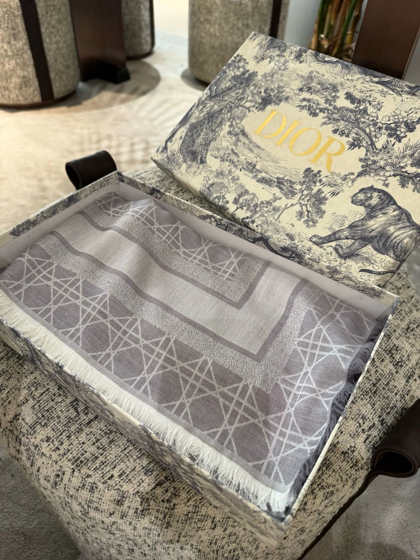Шарфы Christian Dior 17448551