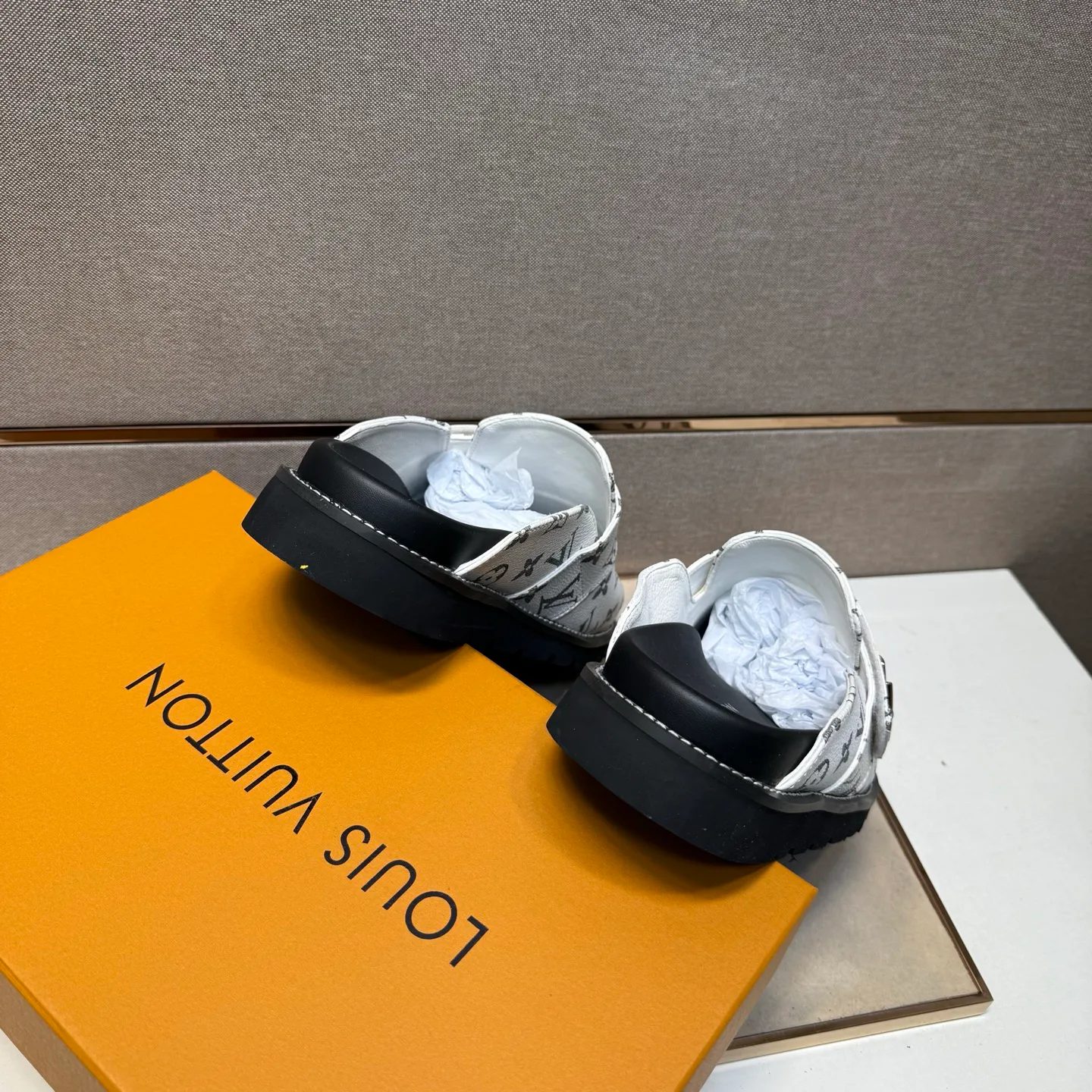 Мюли И Сабо Мужские Louis Vuitton 74102