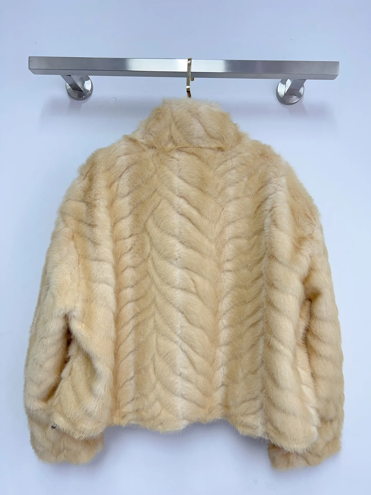 Шубы Женские Fendi 856082