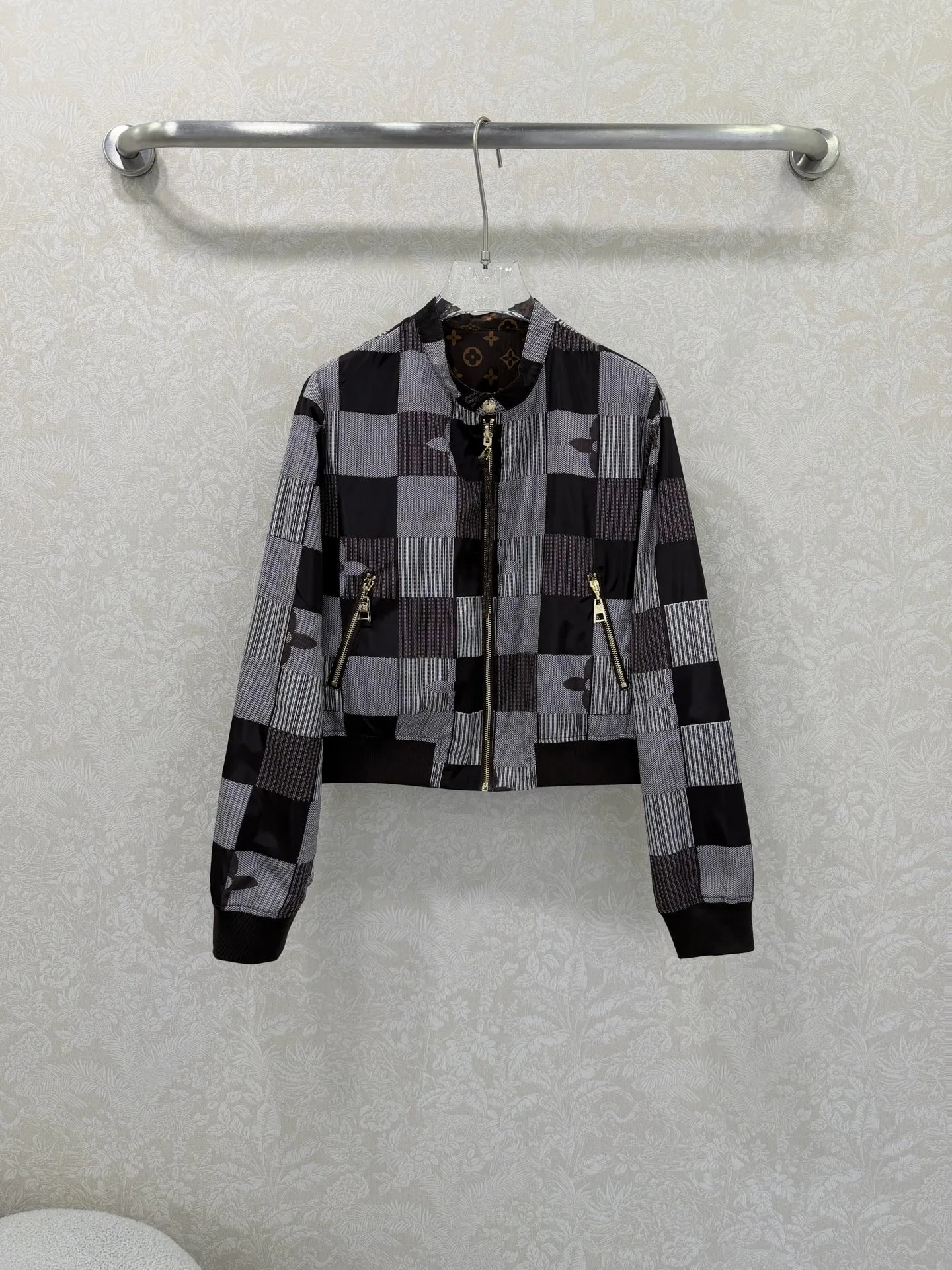 Куртки И Пуховики Мужские Louis Vuitton 9669902