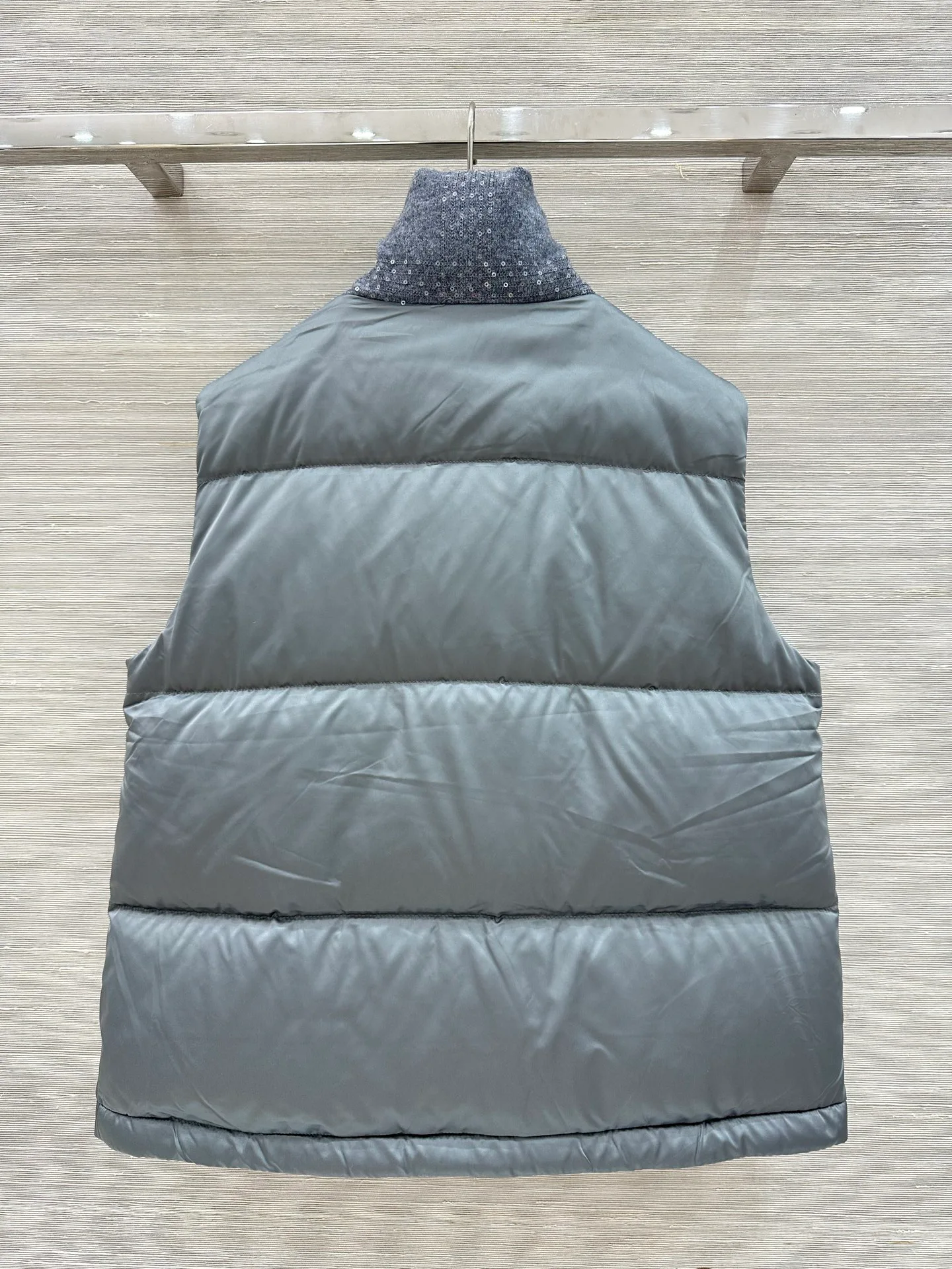 Жилеты Женские Brunello Cucinelli 18056705