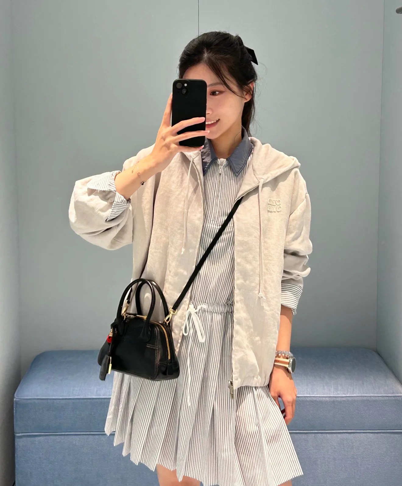 Куртки И Пуховики Женские Miu Miu 18113728