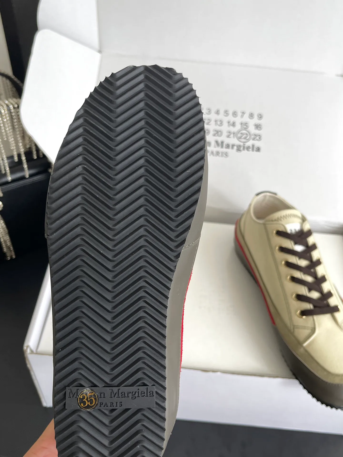 Кроссовки Женские Maison Margiela 17554408