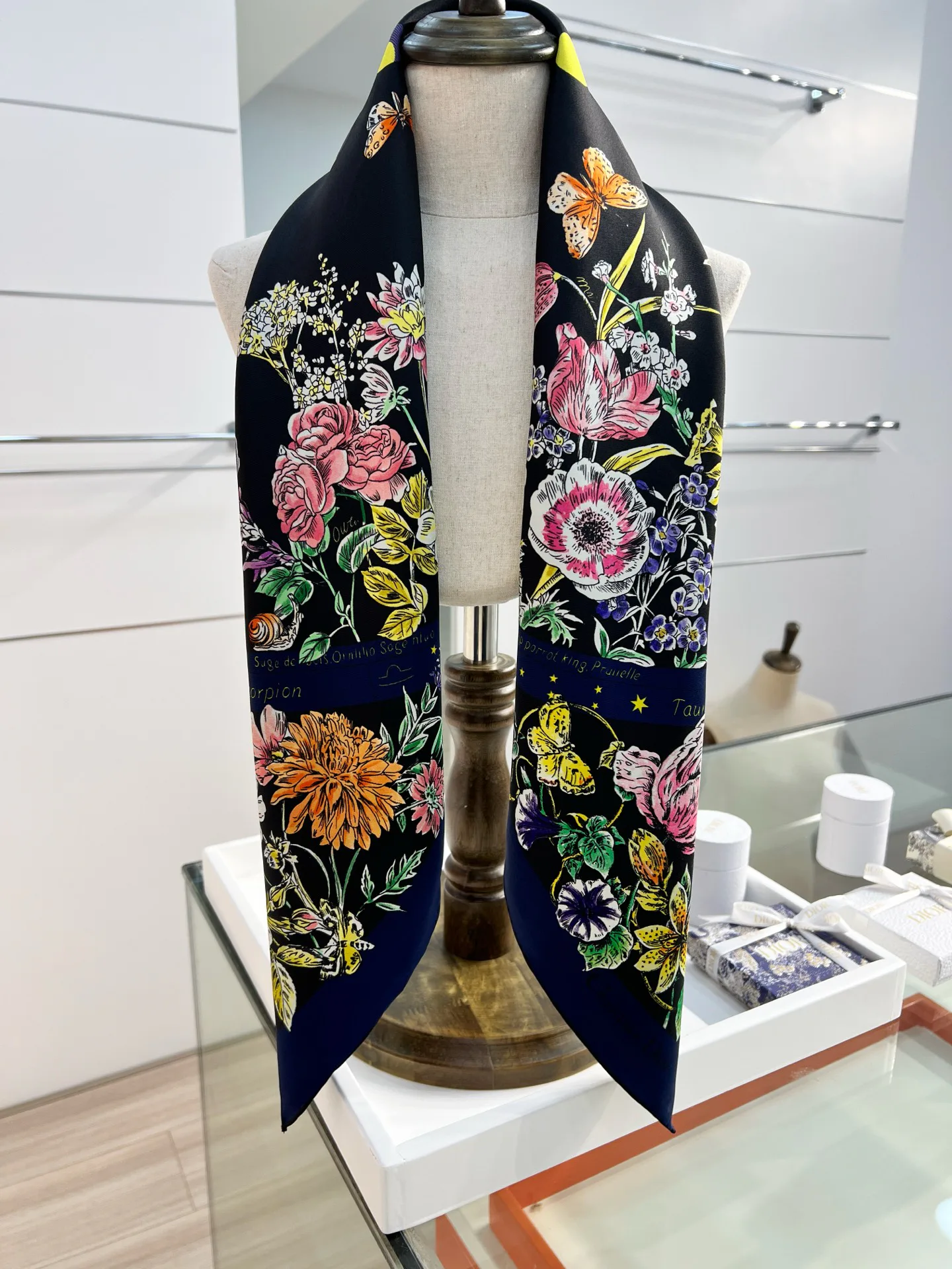 Платки Christian Dior 4791958