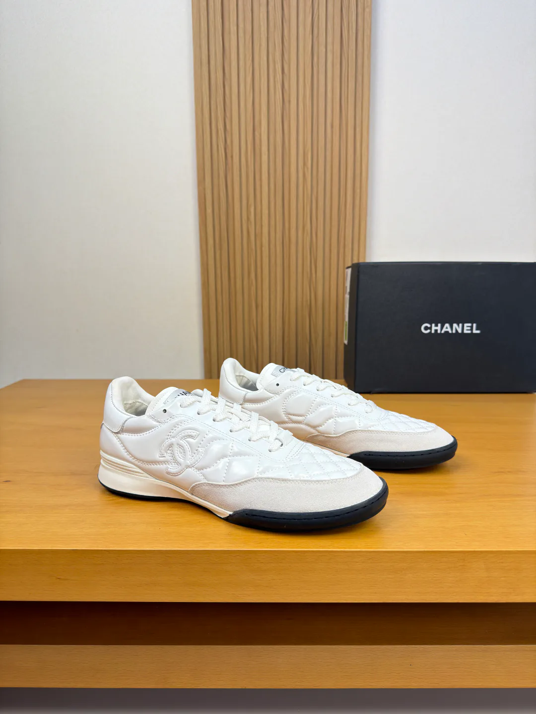 Кроссовки Женские Chanel 18744062