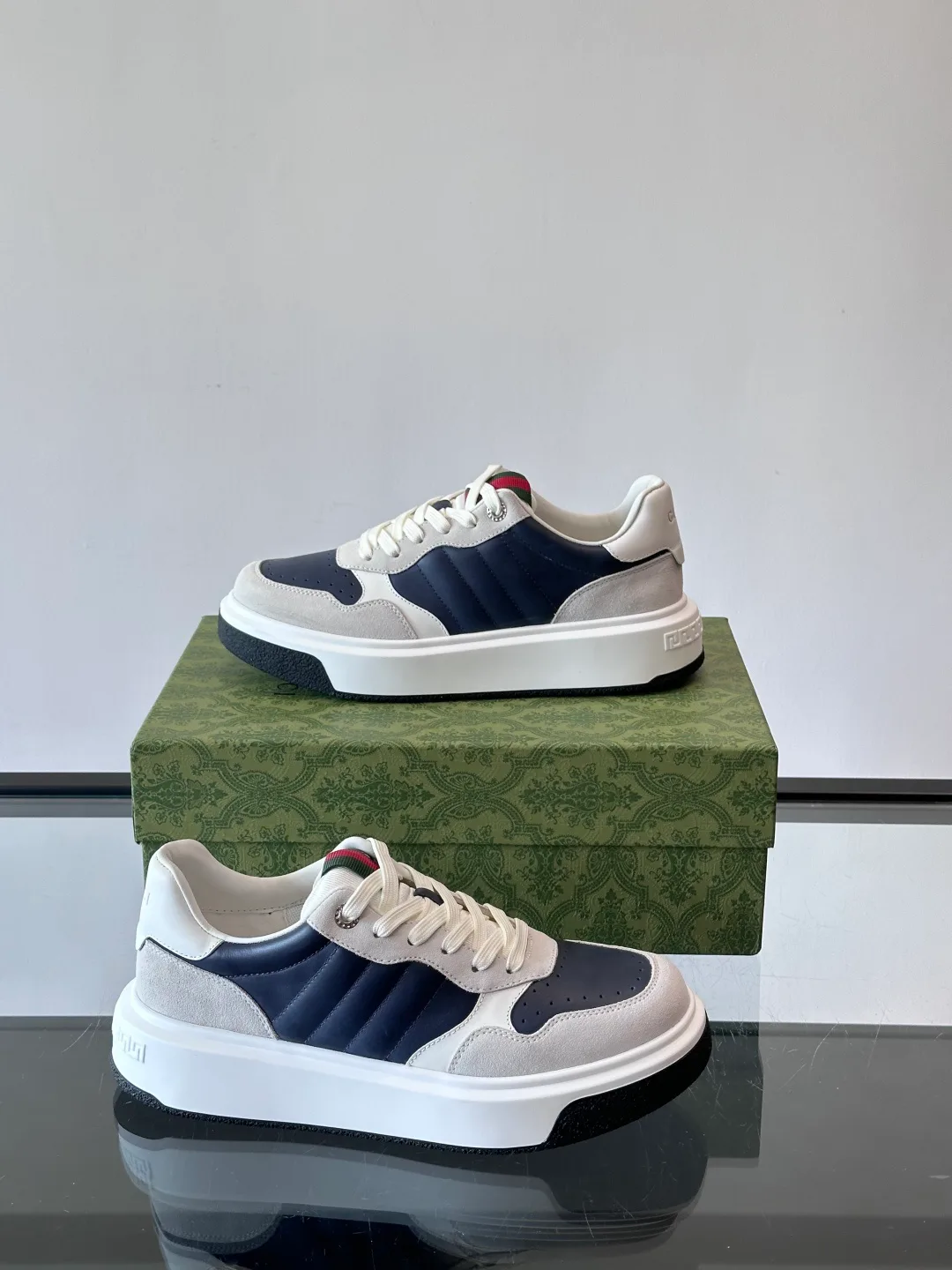 Кроссовки Мужские Gucci 1002690