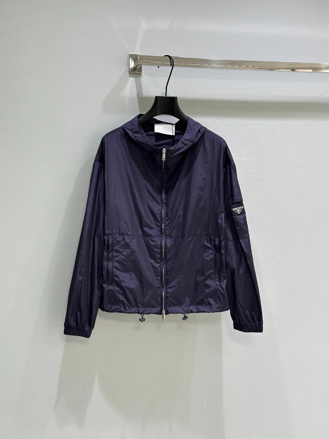 Куртки Женские Prada Куртки Женские Prada