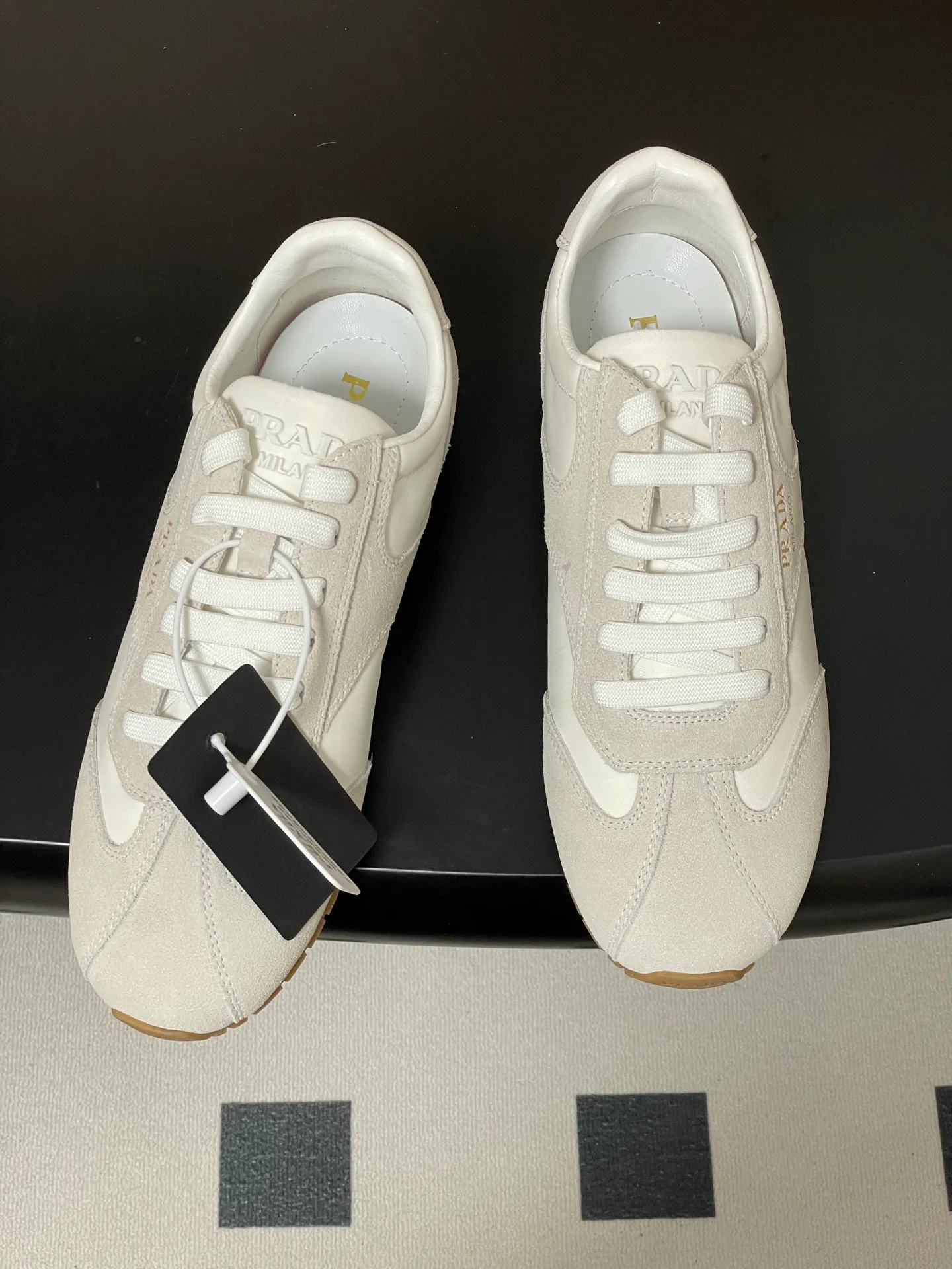 Кроссовки Женские Prada 12810917