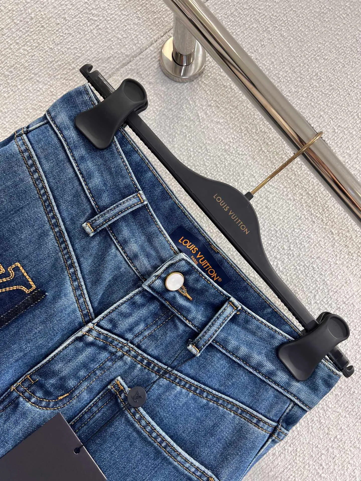 Джинсы Женские Louis Vuitton 504435