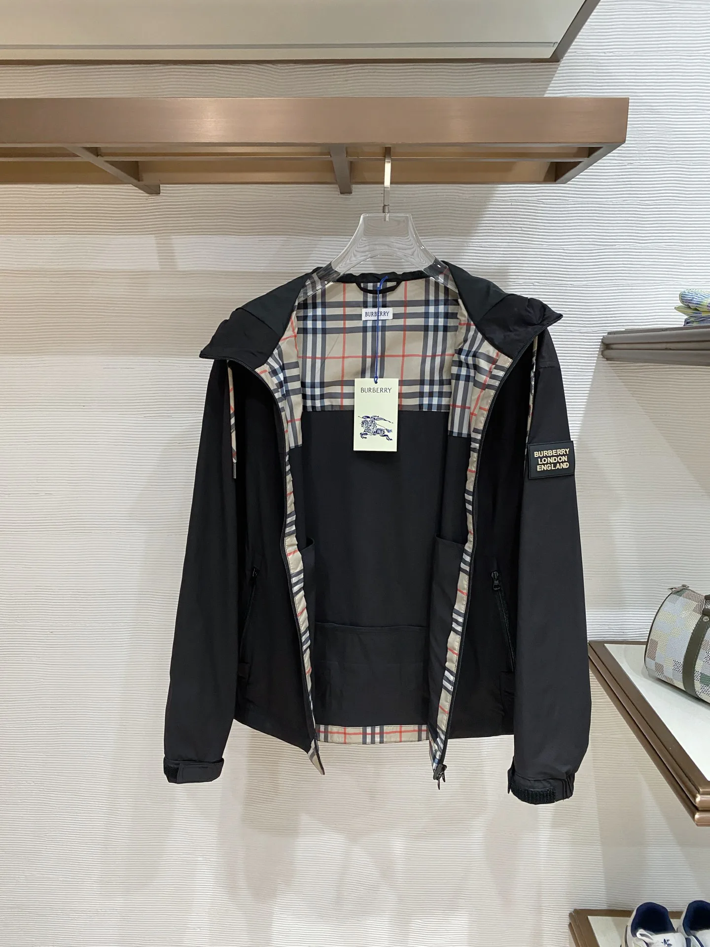 Куртки И Пуховики Мужские Burberry 11504096
