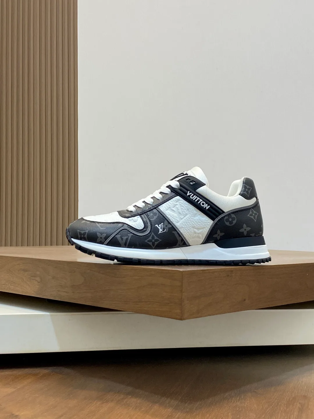 Кроссовки Мужские Louis Vuitton 289760