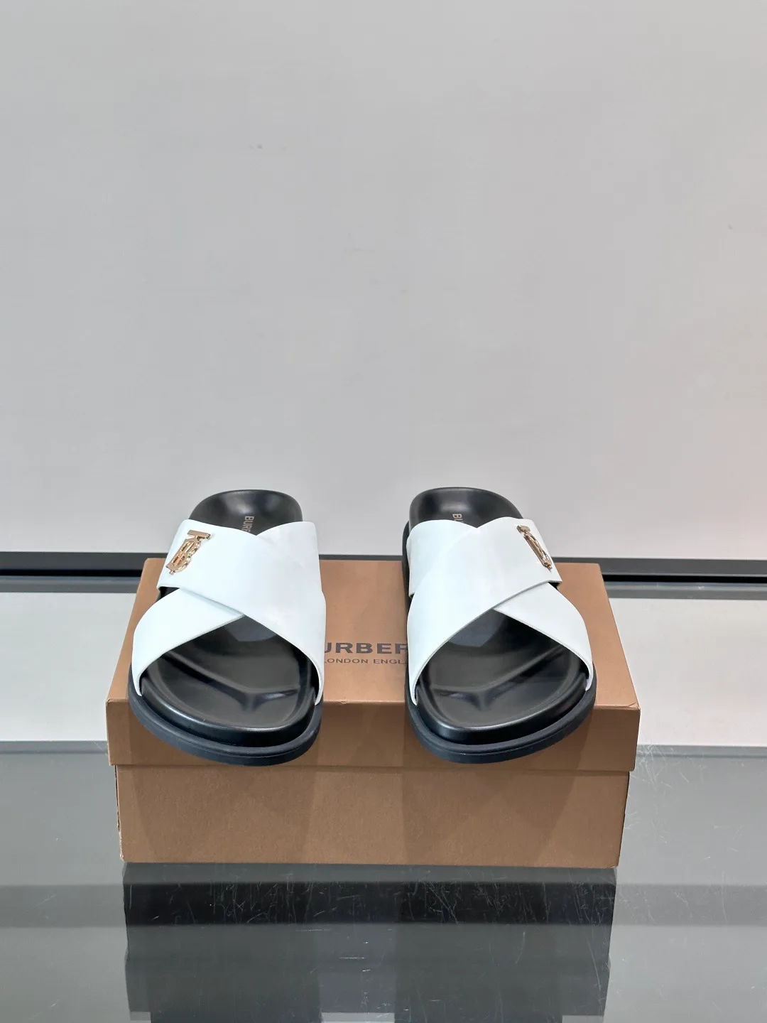 Сандалии Мужские Burberry 13452914