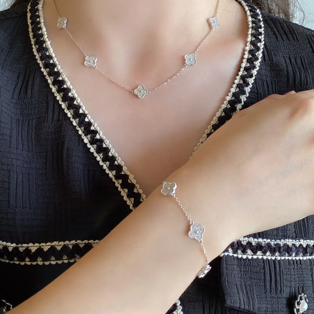Бижутерия Van Cleef & Arpels 17857373