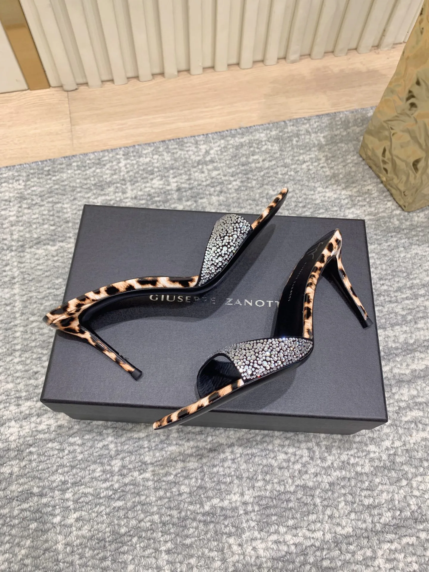 Туфли Женские Giuseppe Zanotti 12589535