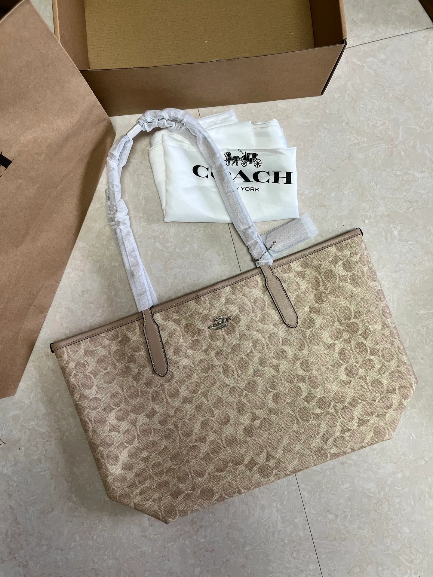 Классические Сумки Женские Coach 11603691