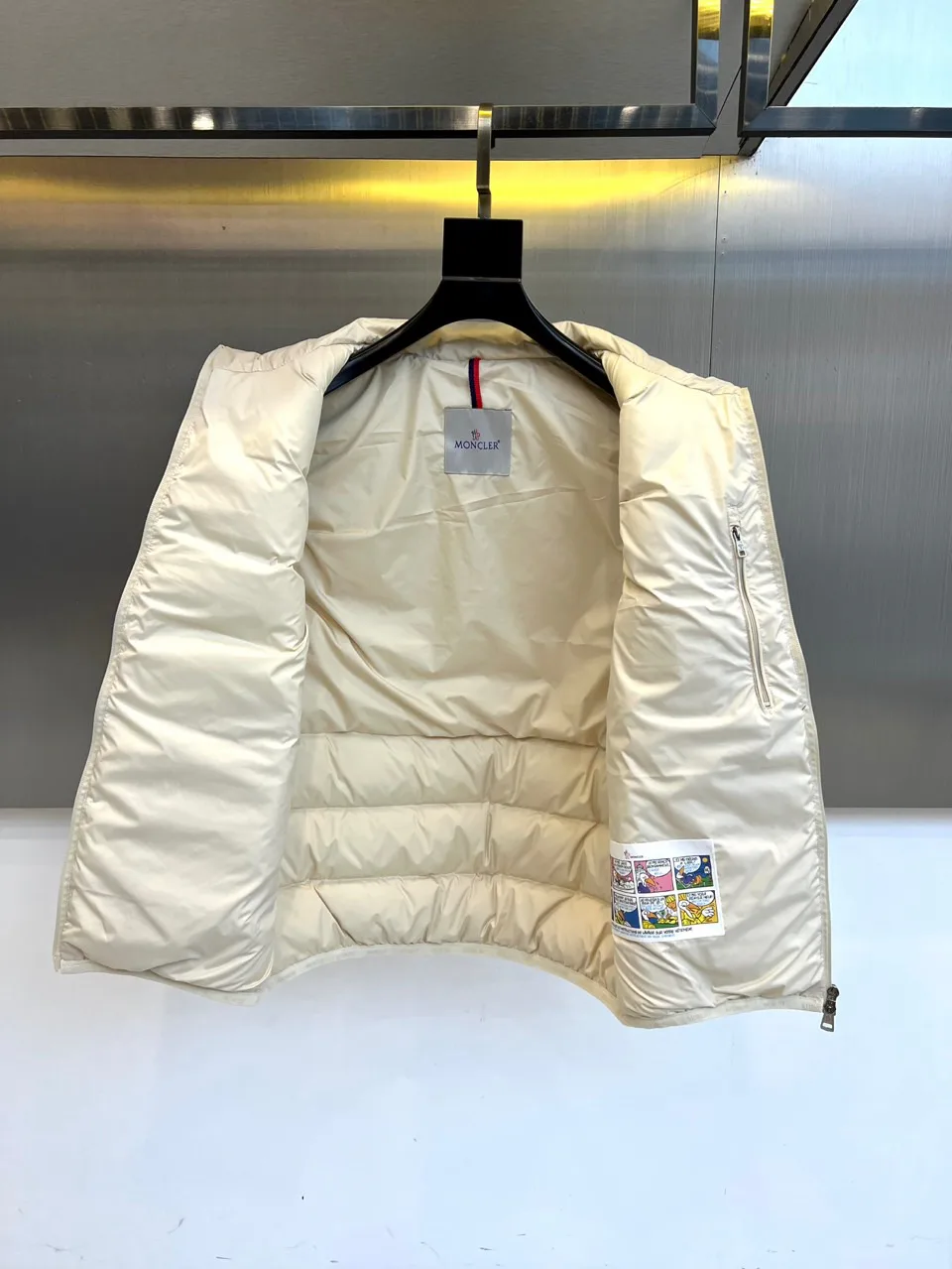 Жилеты Женские Moncler 273175