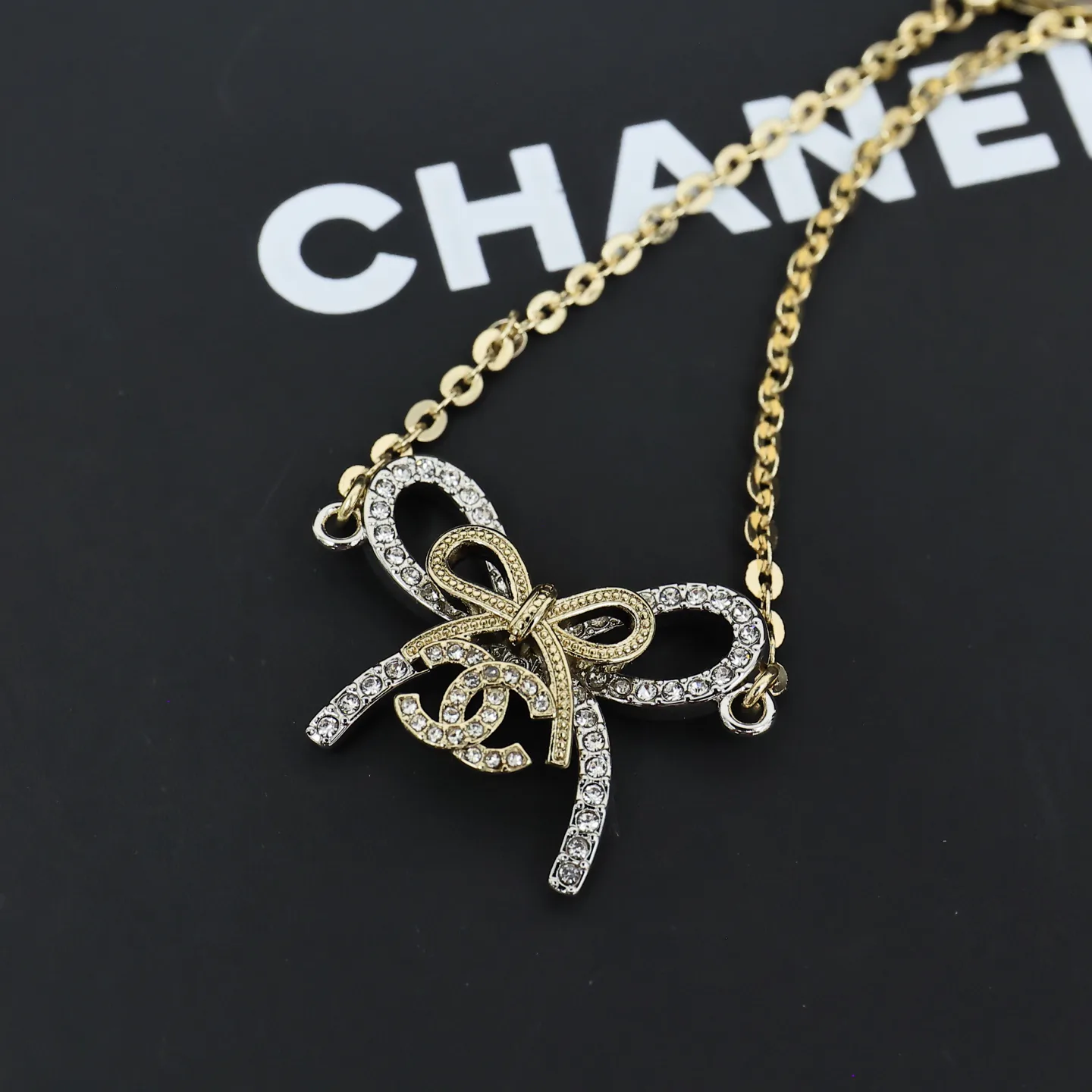Бижутерия Chanel 225260
