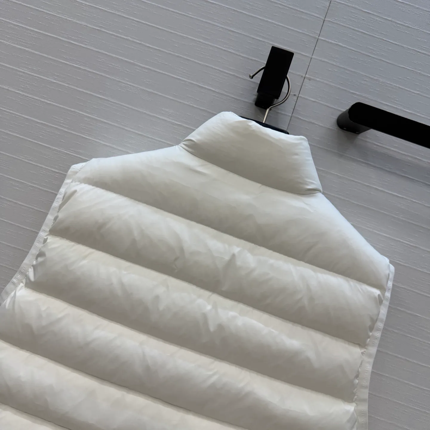 Жилеты Женские Moncler 19166056