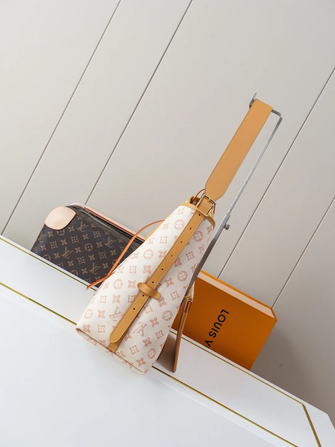 Классические Сумки Женские Louis Vuitton 11704149