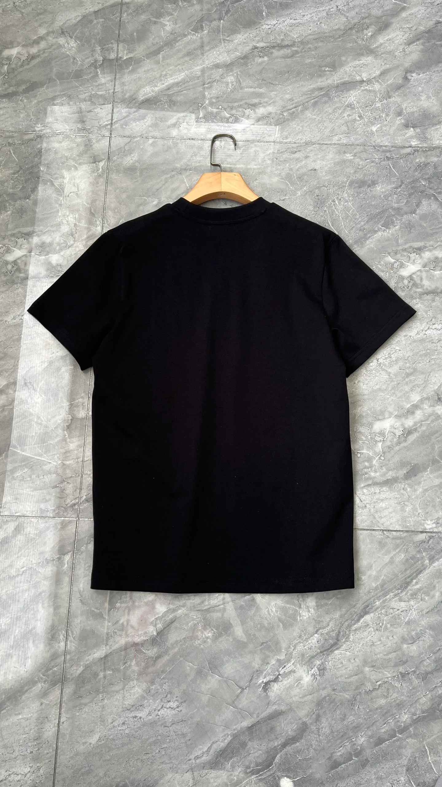 Футболки Женские Prada 11385446