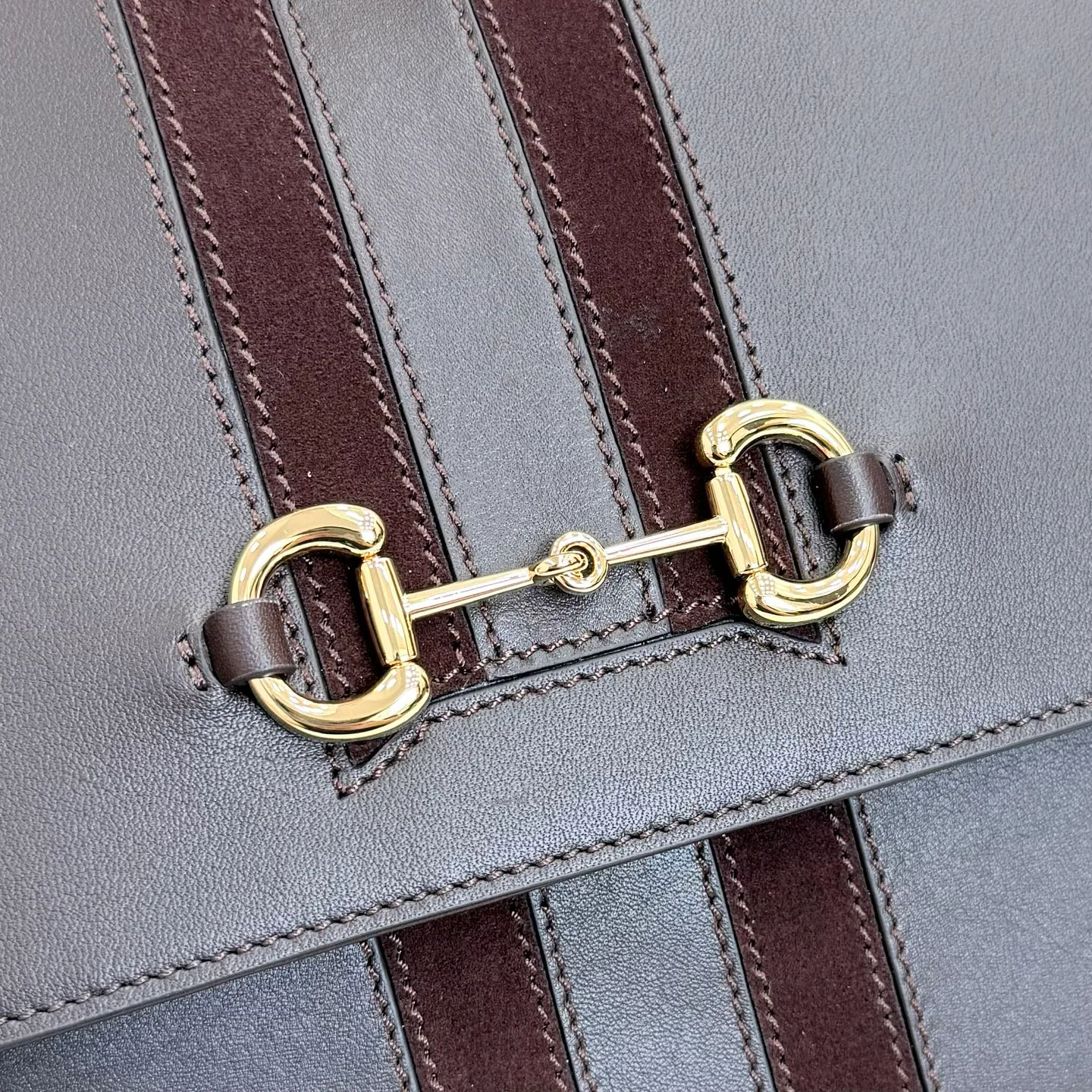 Классические Сумки Женские Gucci 18156484