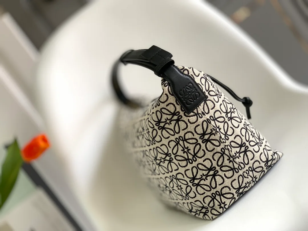 Классические Сумки Женские Loewe 87217