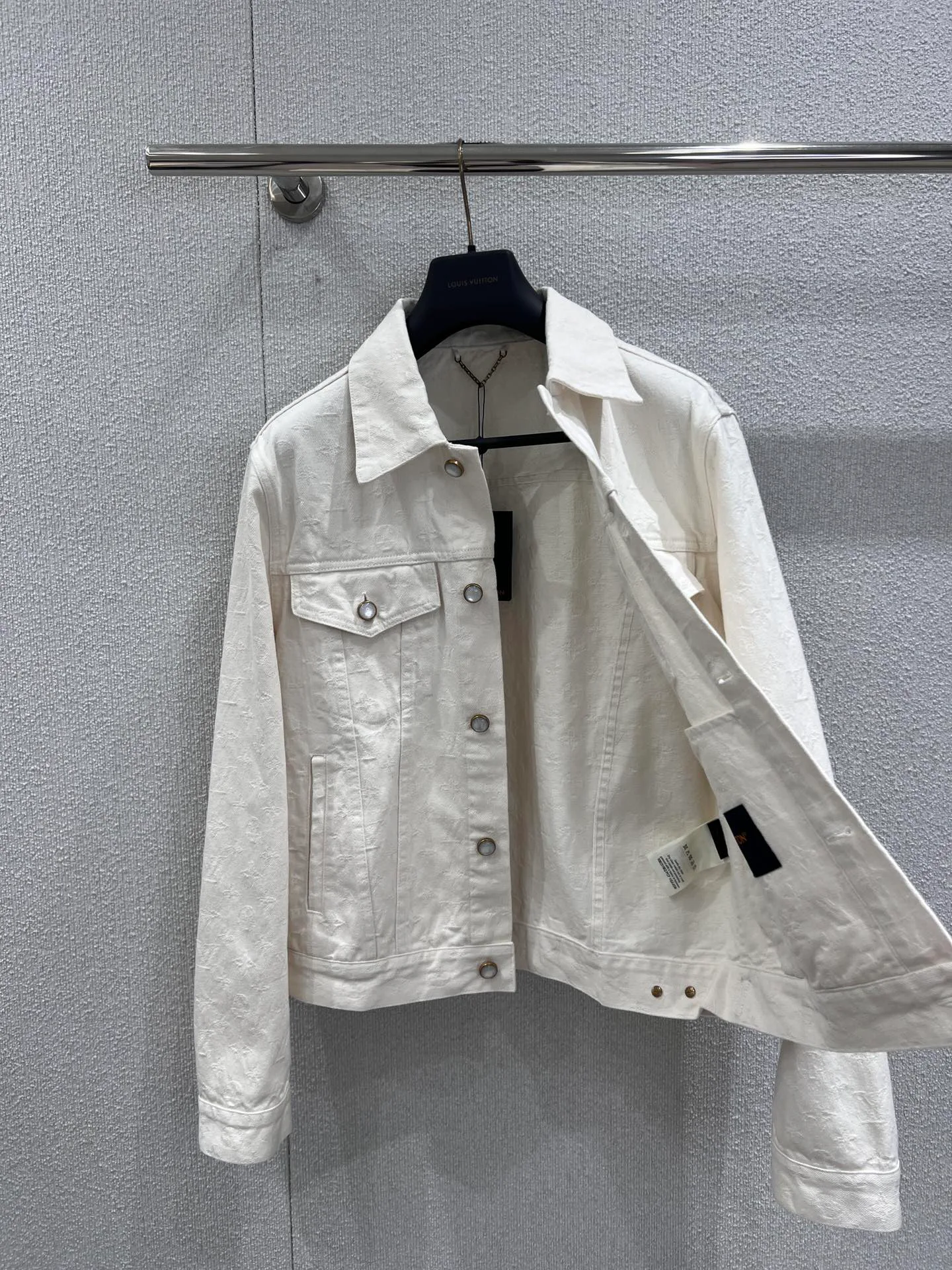 Куртки И Пуховики Женские Louis Vuitton 1331146