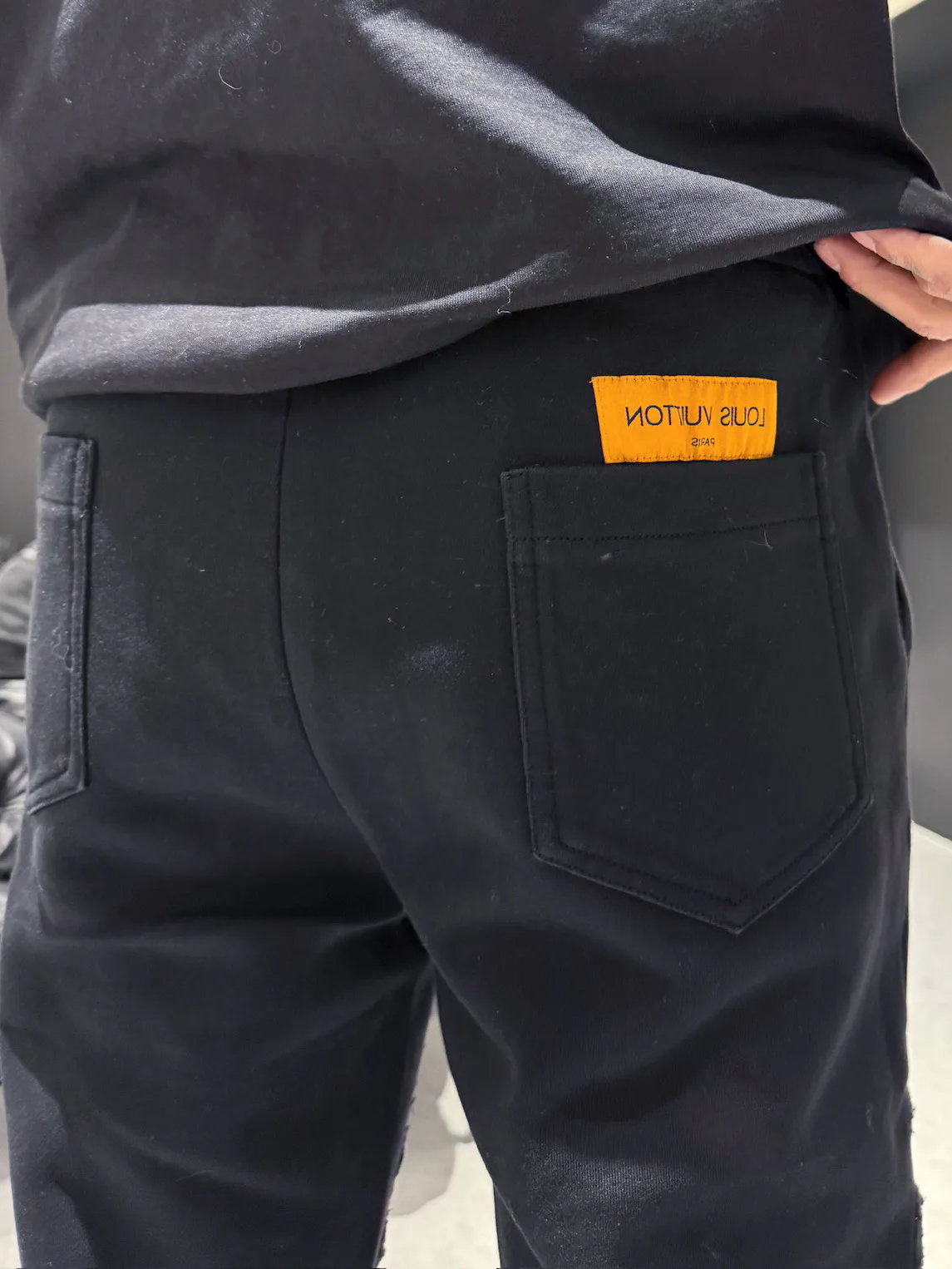 Брюки Мужские Louis Vuitton 998975