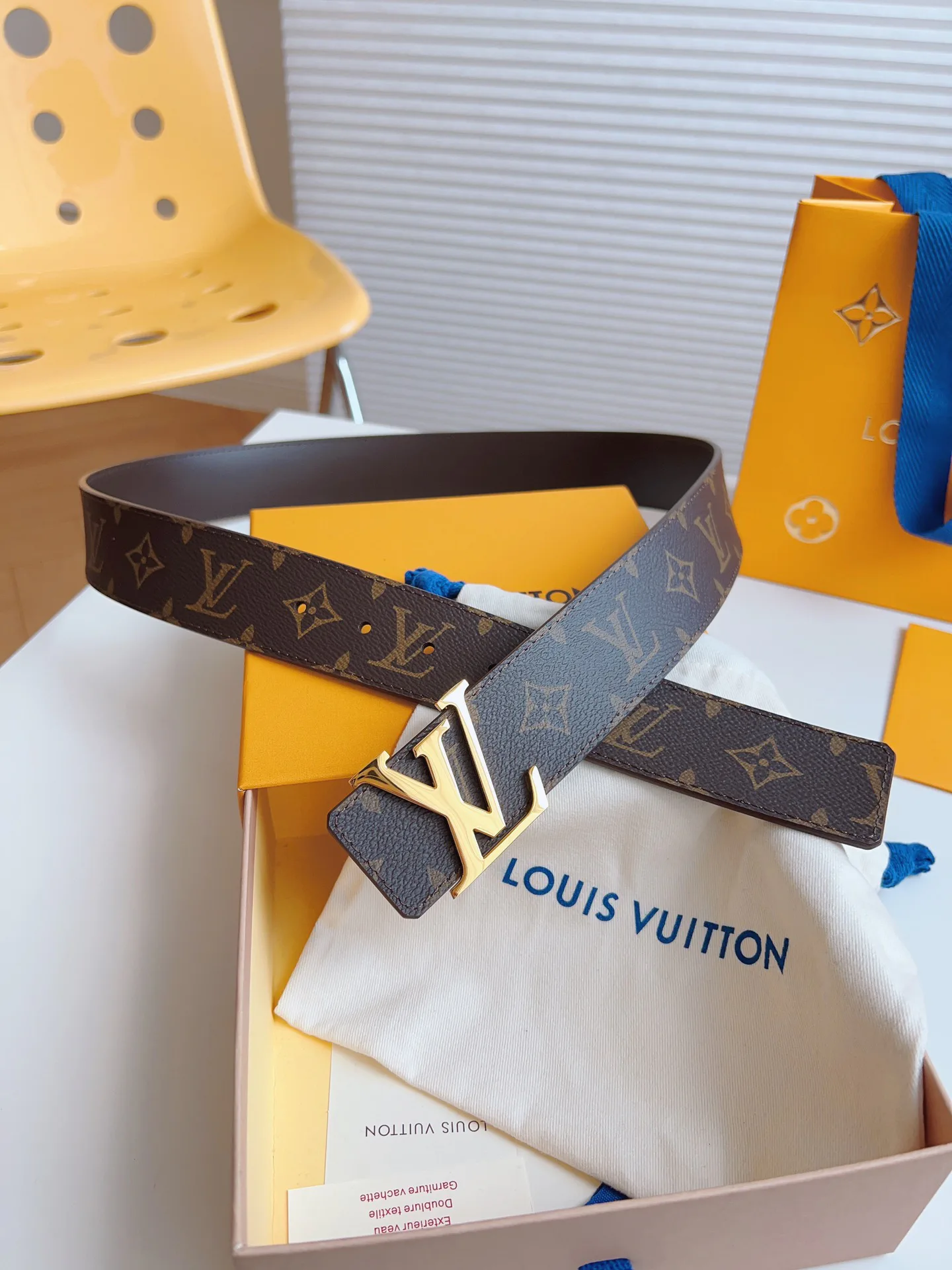 Ремни Louis Vuitton 1430166