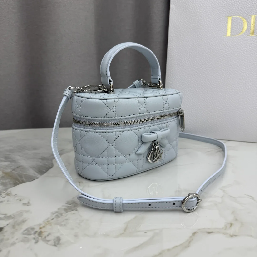 Классические Сумки Женские Christian Dior 11905725