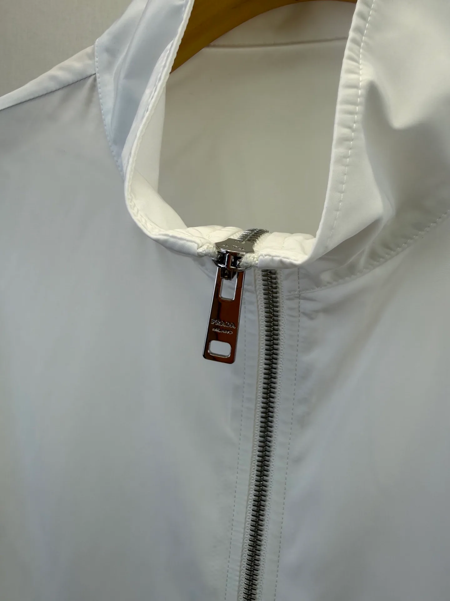 Куртки И Пуховики Женские Prada 17266270