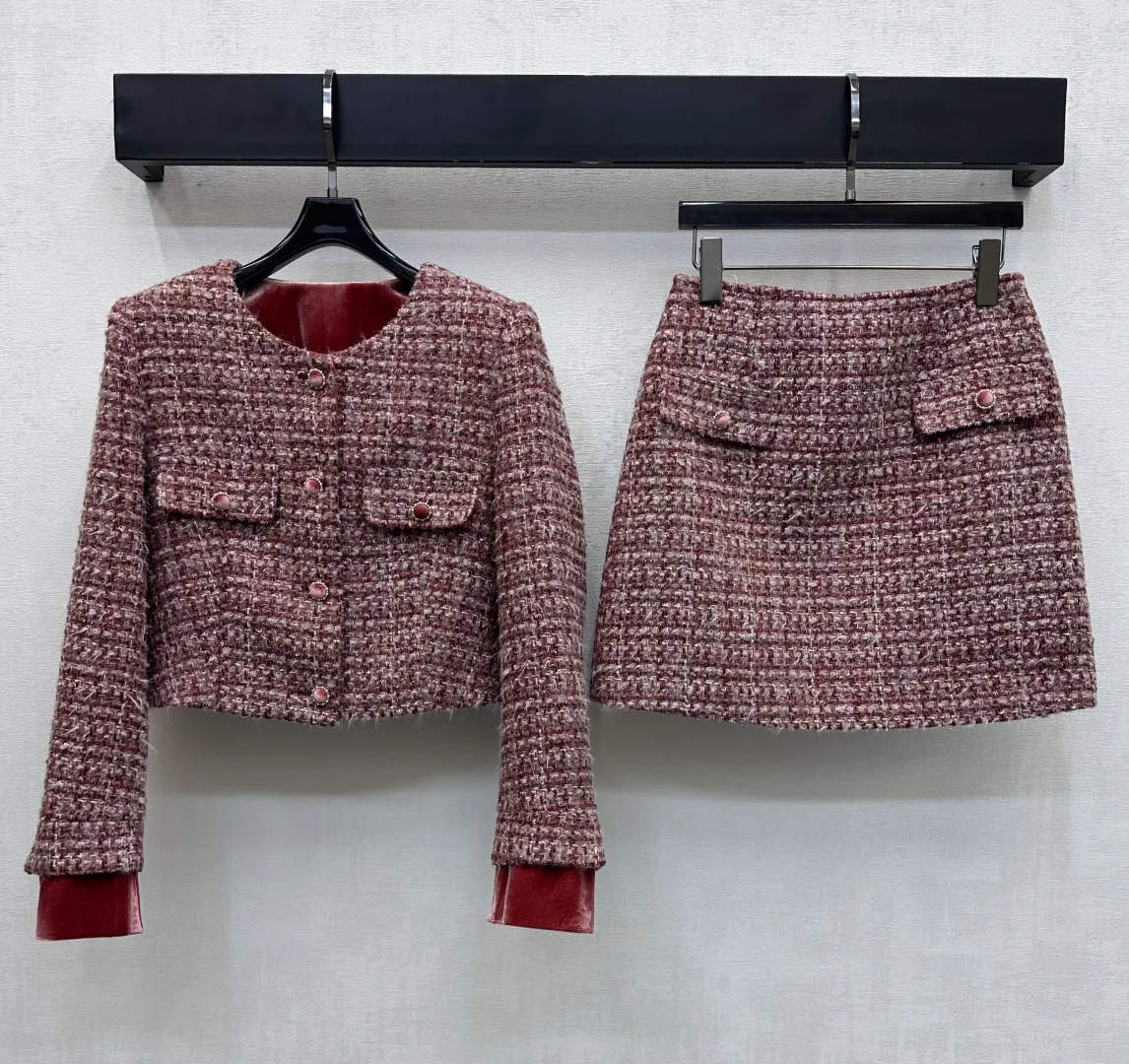 Костюмы Женские Chanel 687966