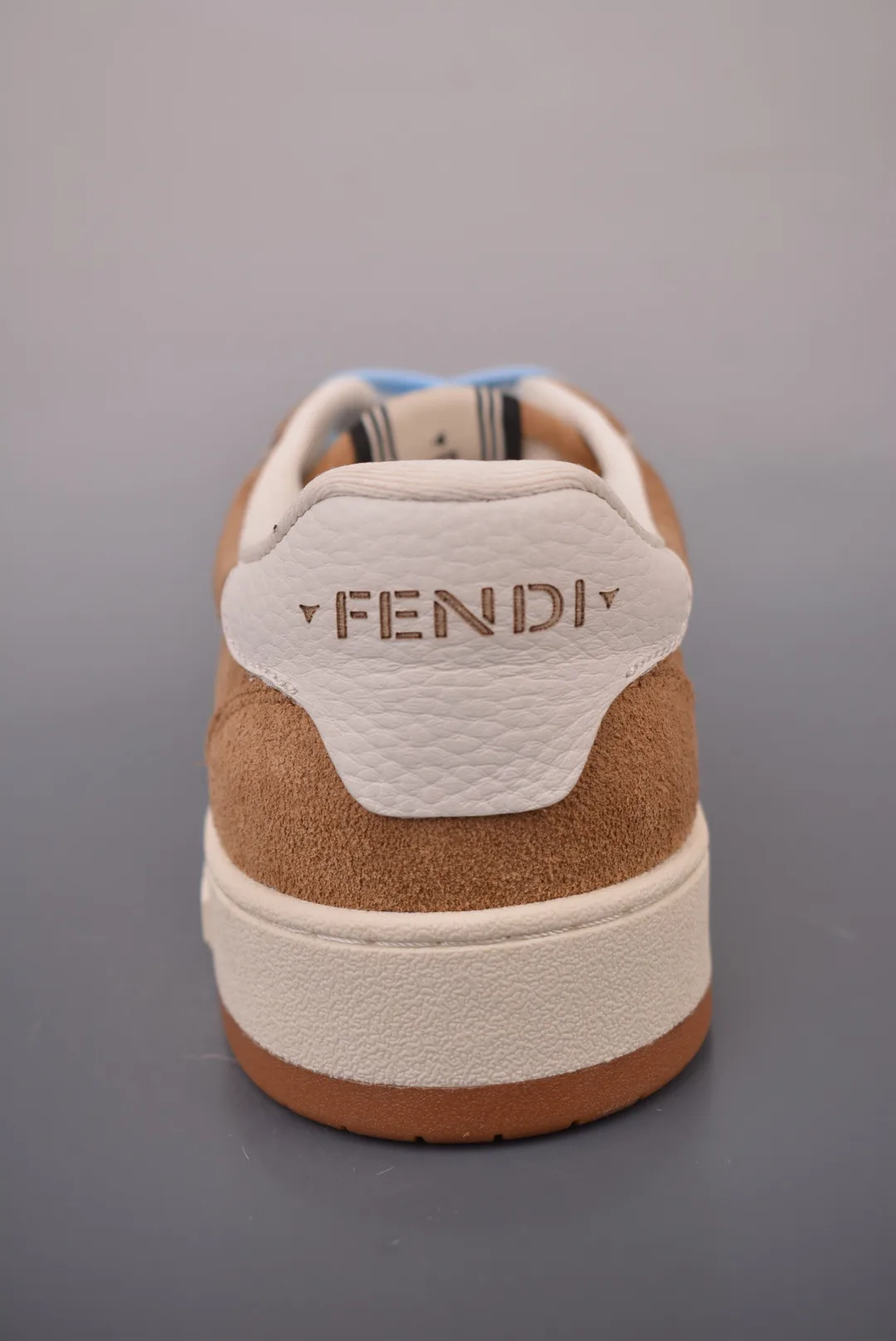 Кроссовки Мужские Fendi 19782580