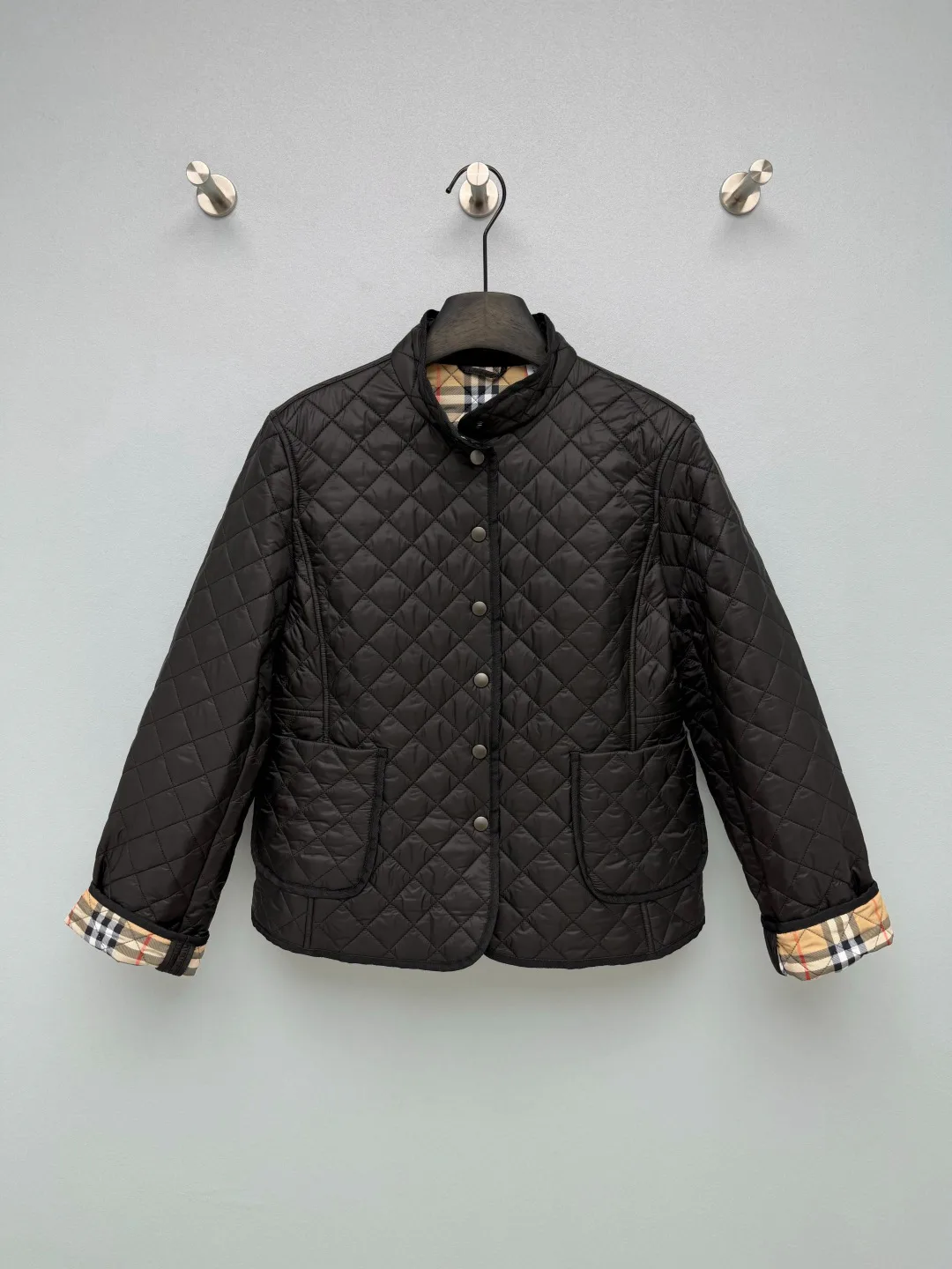 Куртки И Пуховики Женские Burberry 18512943