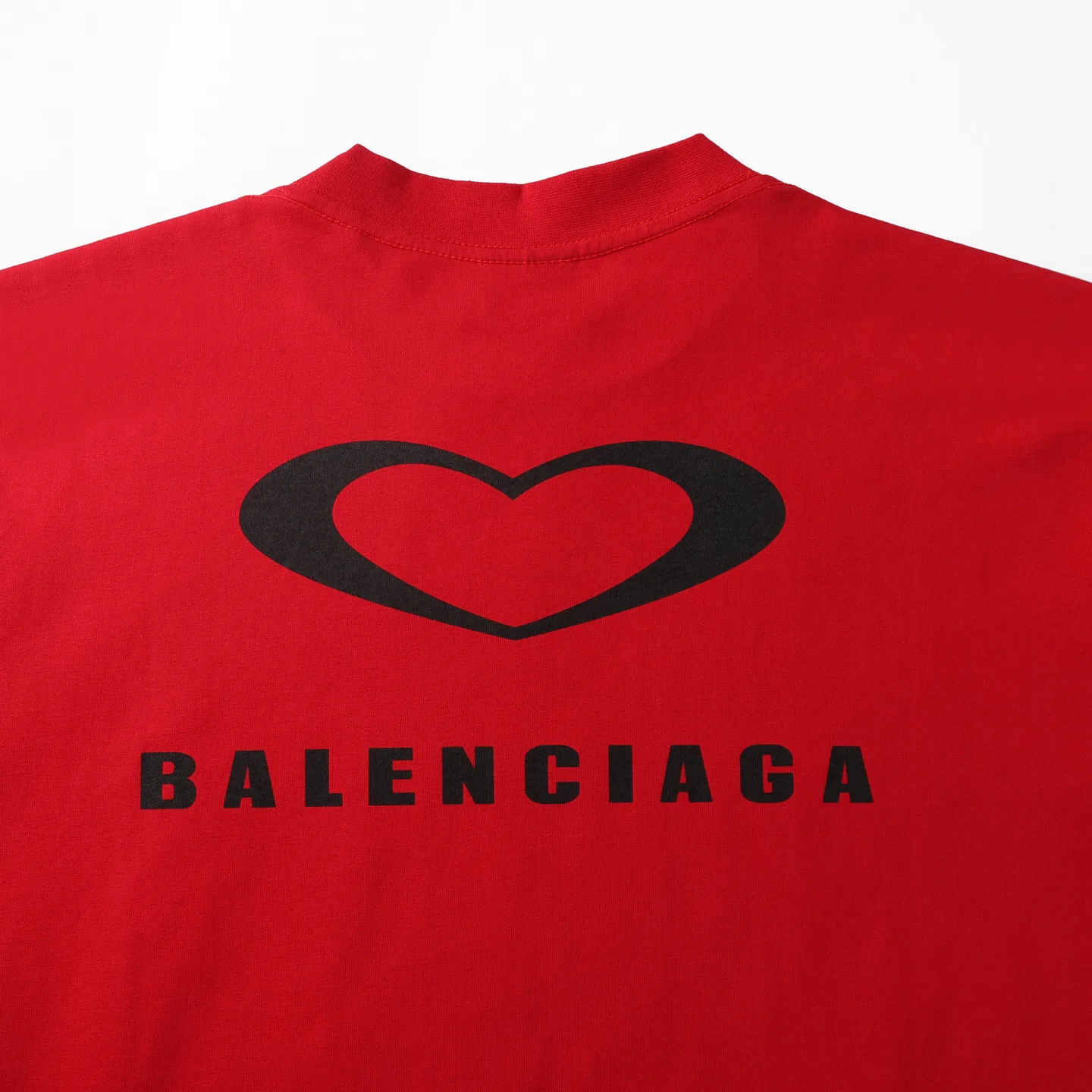 Футболки Женские Balenciaga 18190612