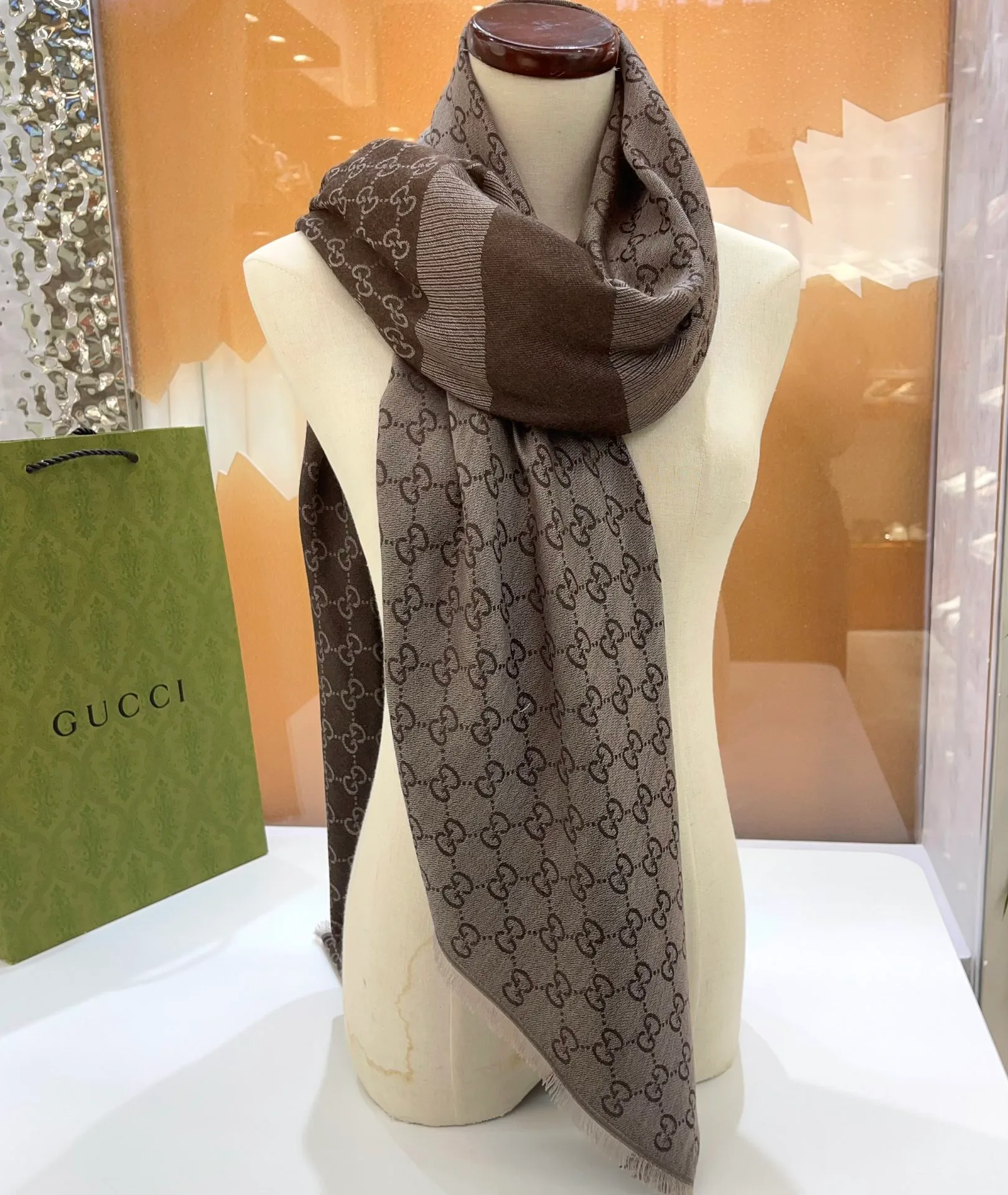 Шарфы Gucci 2193623