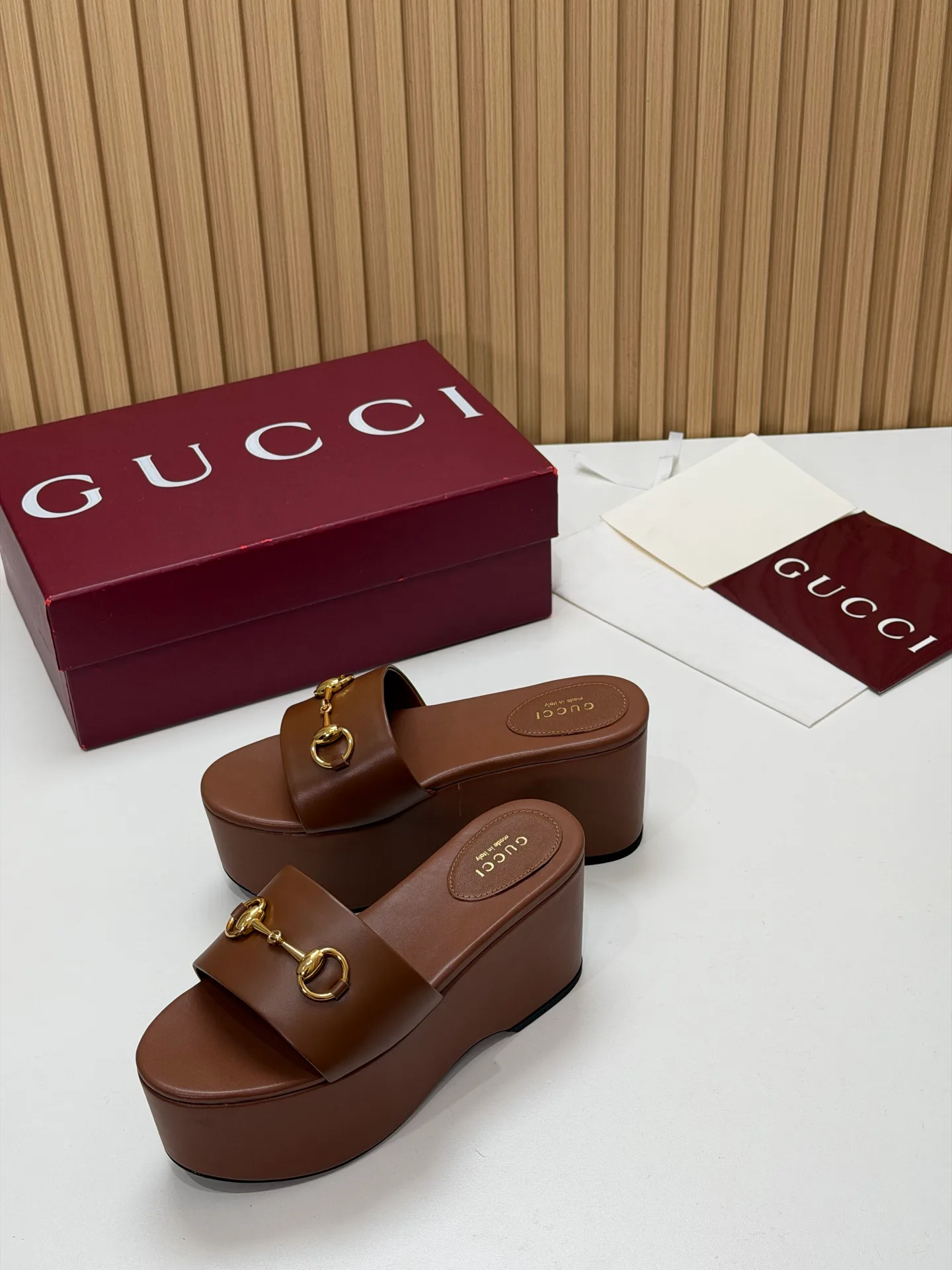 Босоножки Женские Gucci 17631679