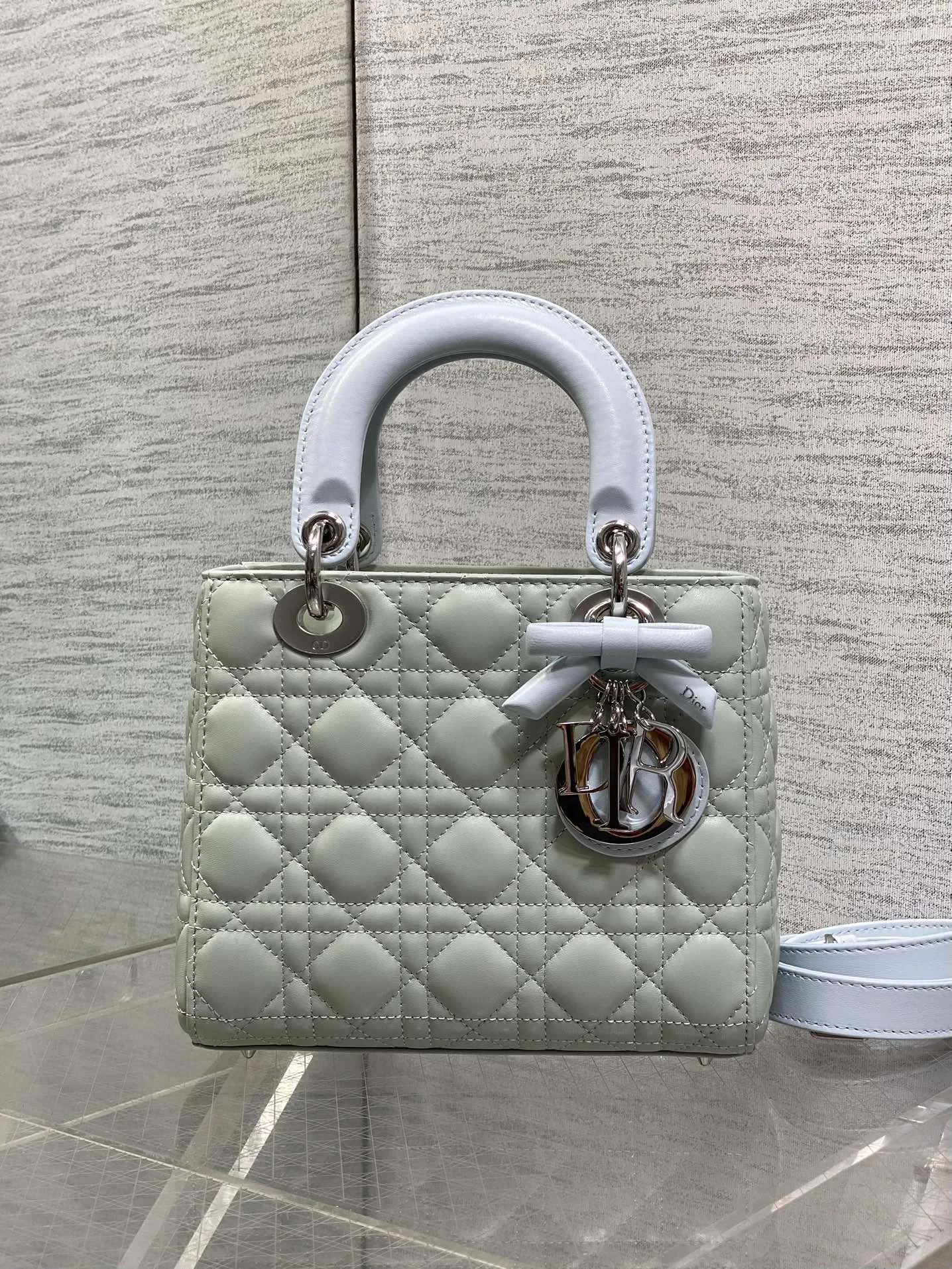 Классические Сумки Женские Christian Dior 12242810