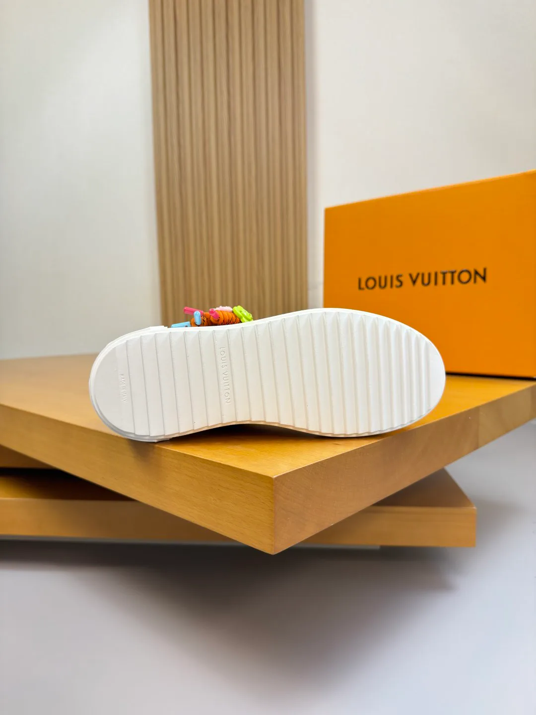 Кеды Женские Louis Vuitton 11918143