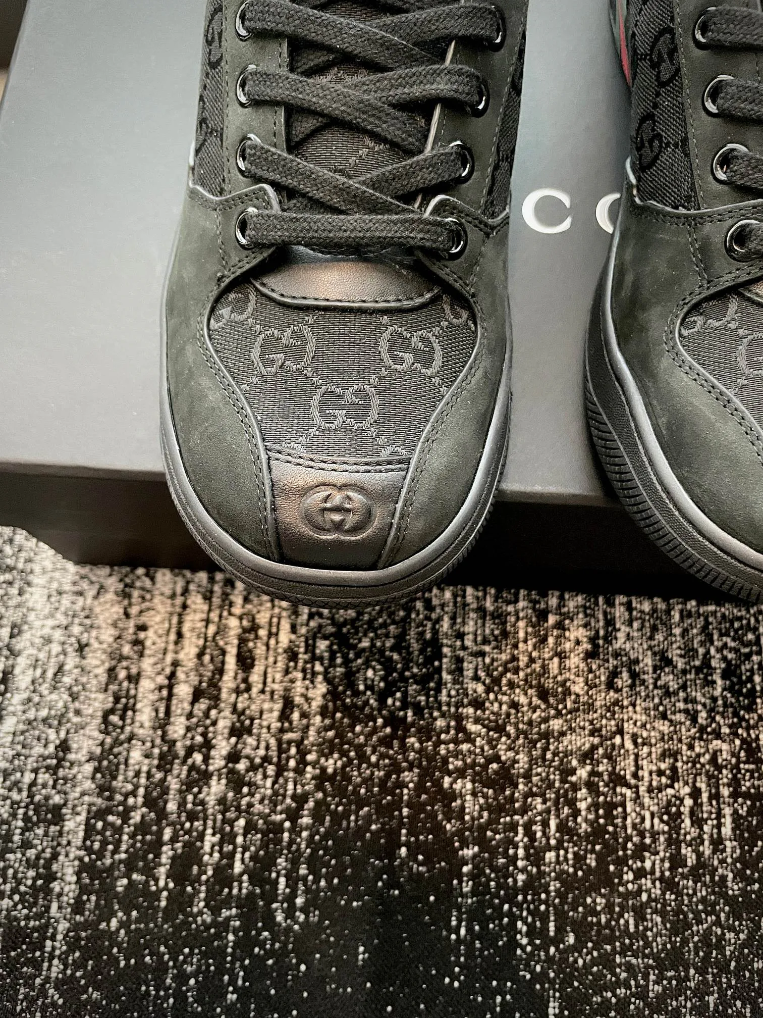 Кроссовки Женские Gucci 18766064