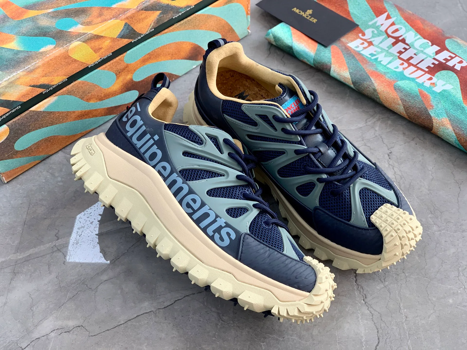 Кроссовки Женские Moncler 3415319