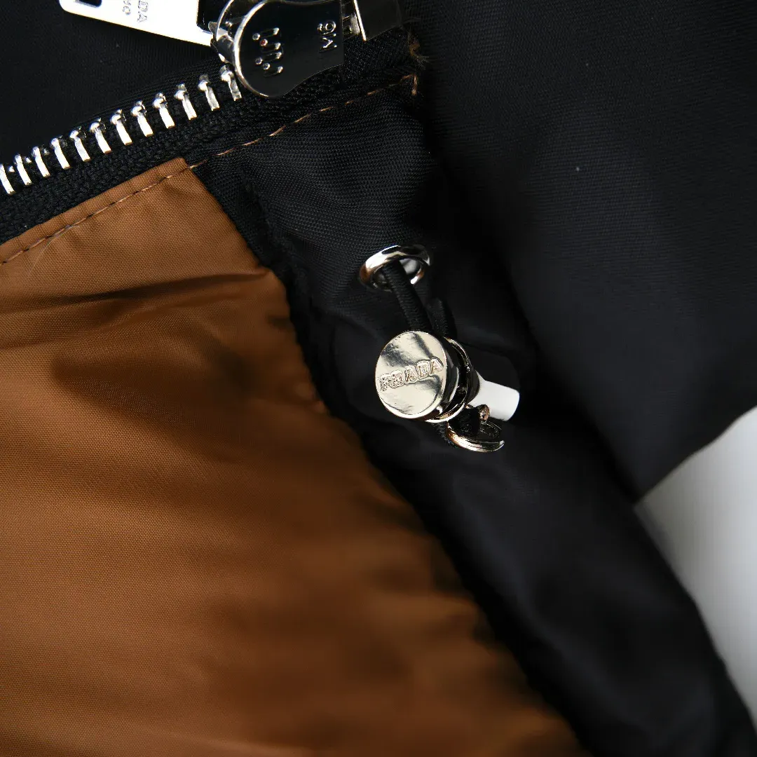 Куртки И Пуховики Женские Prada 435010