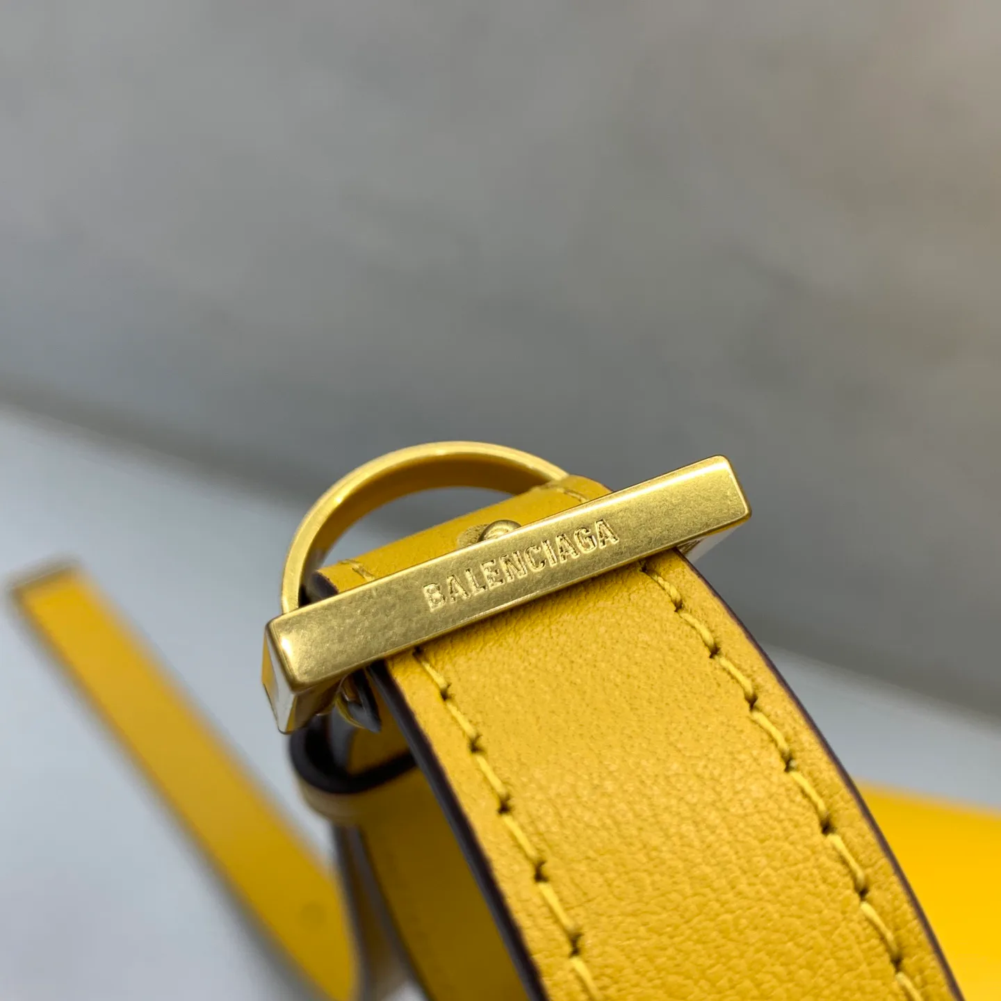 Классические Сумки Женские Balenciaga 16862743