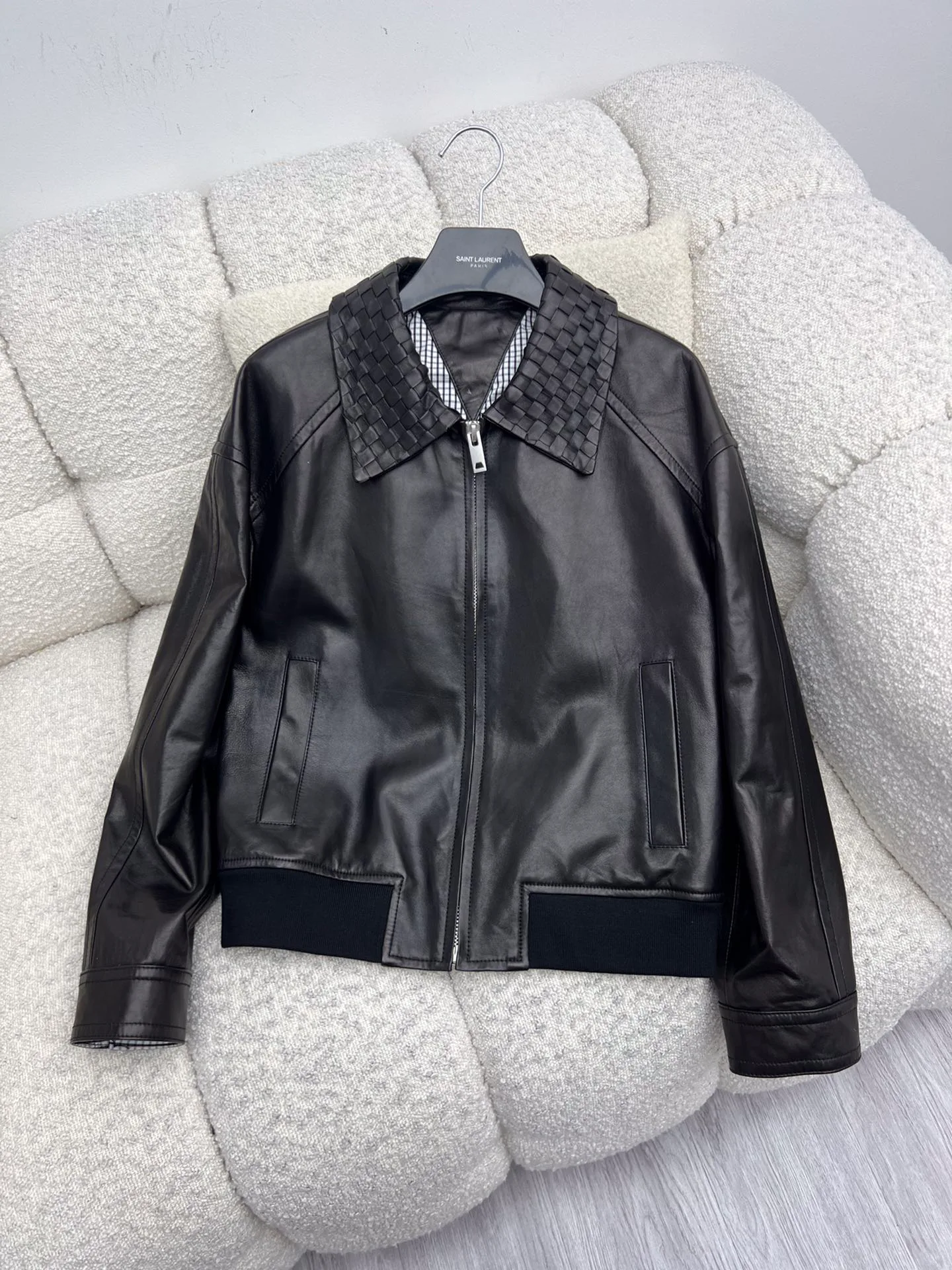 Кожаные Куртки И Дублёнки Женские Bottega Veneta 17719120