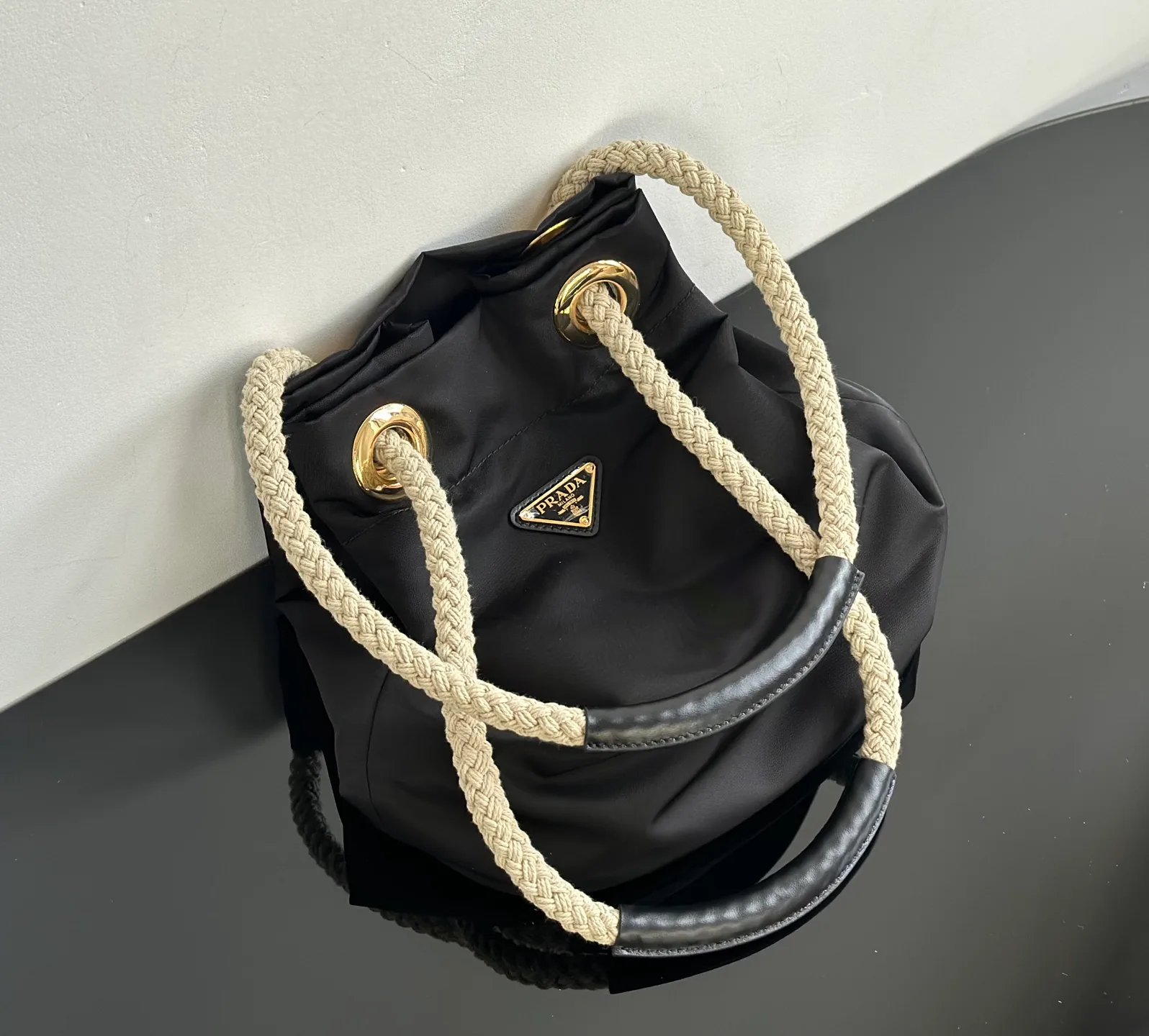 Классические Сумки Женские Prada 1481654