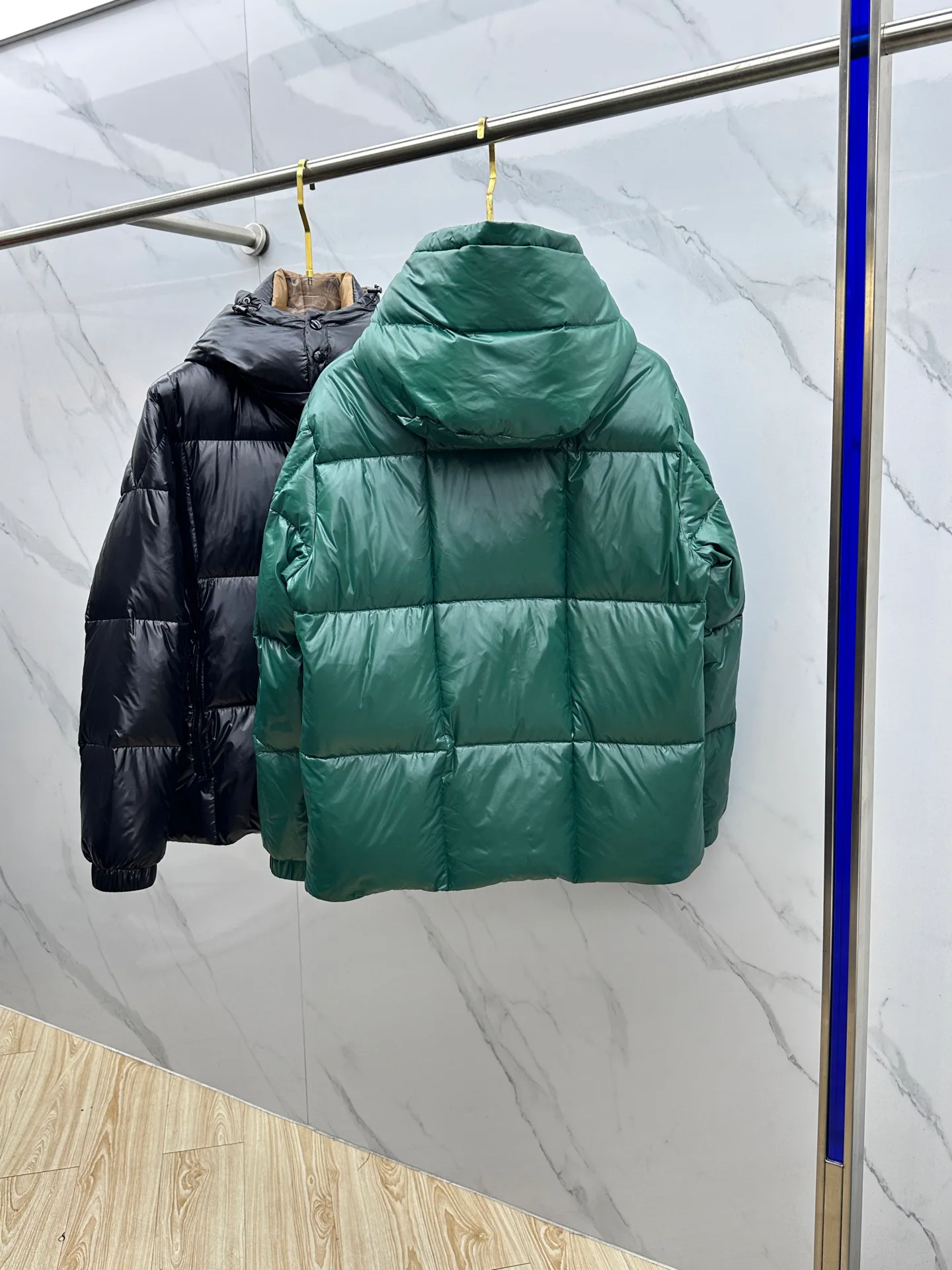 Куртки И Пуховики Мужские Moncler 2237472