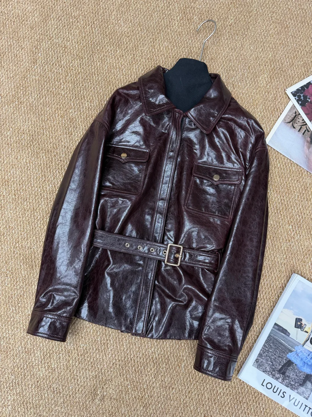 Кожаные Куртки И Дублёнки Женские Saint Laurent 13272383