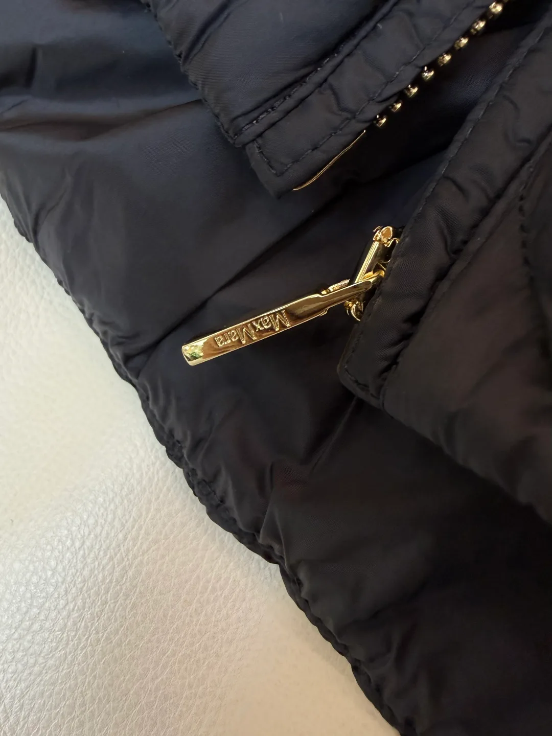 Куртки И Пуховики Женские Max Mara 18639866