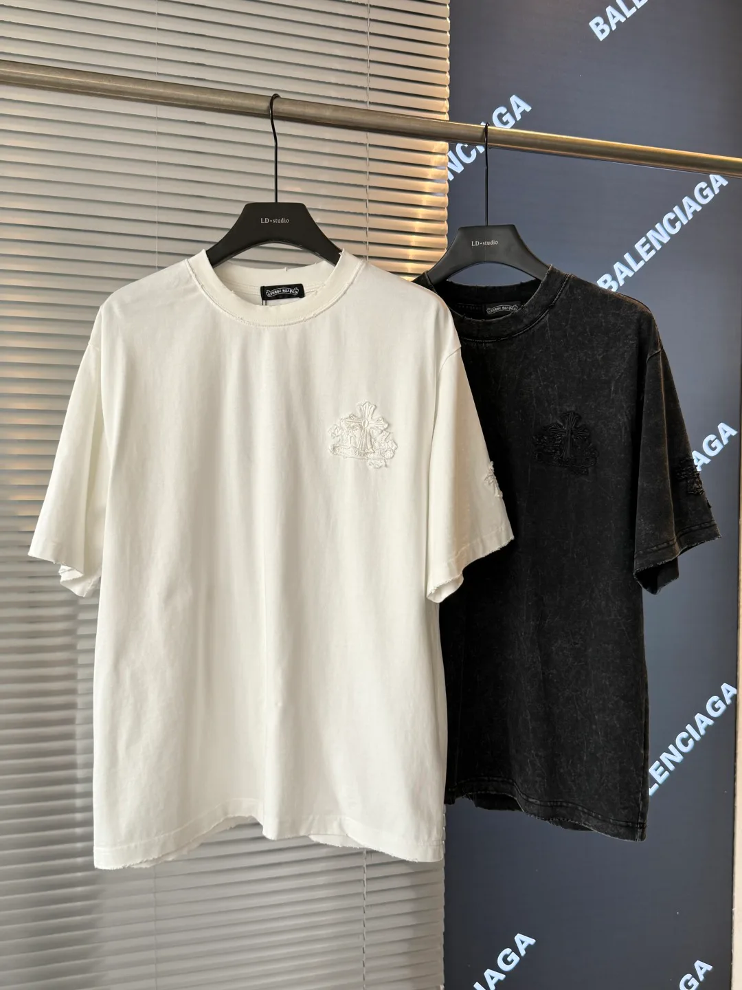 Футболки Женские Chrome Hearts 36110